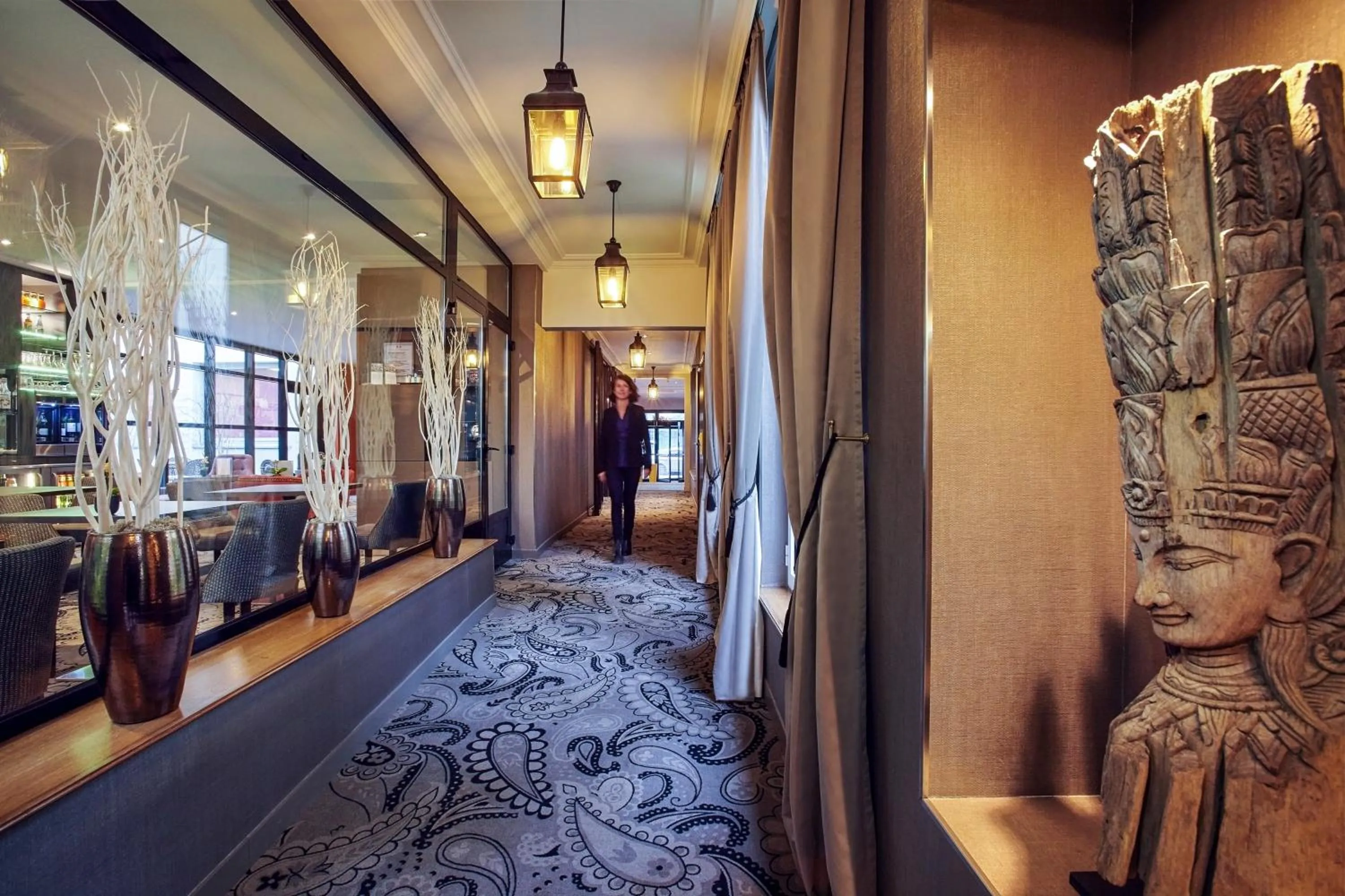 Lobby or reception in Mercure Tour Eiffel Grenelle