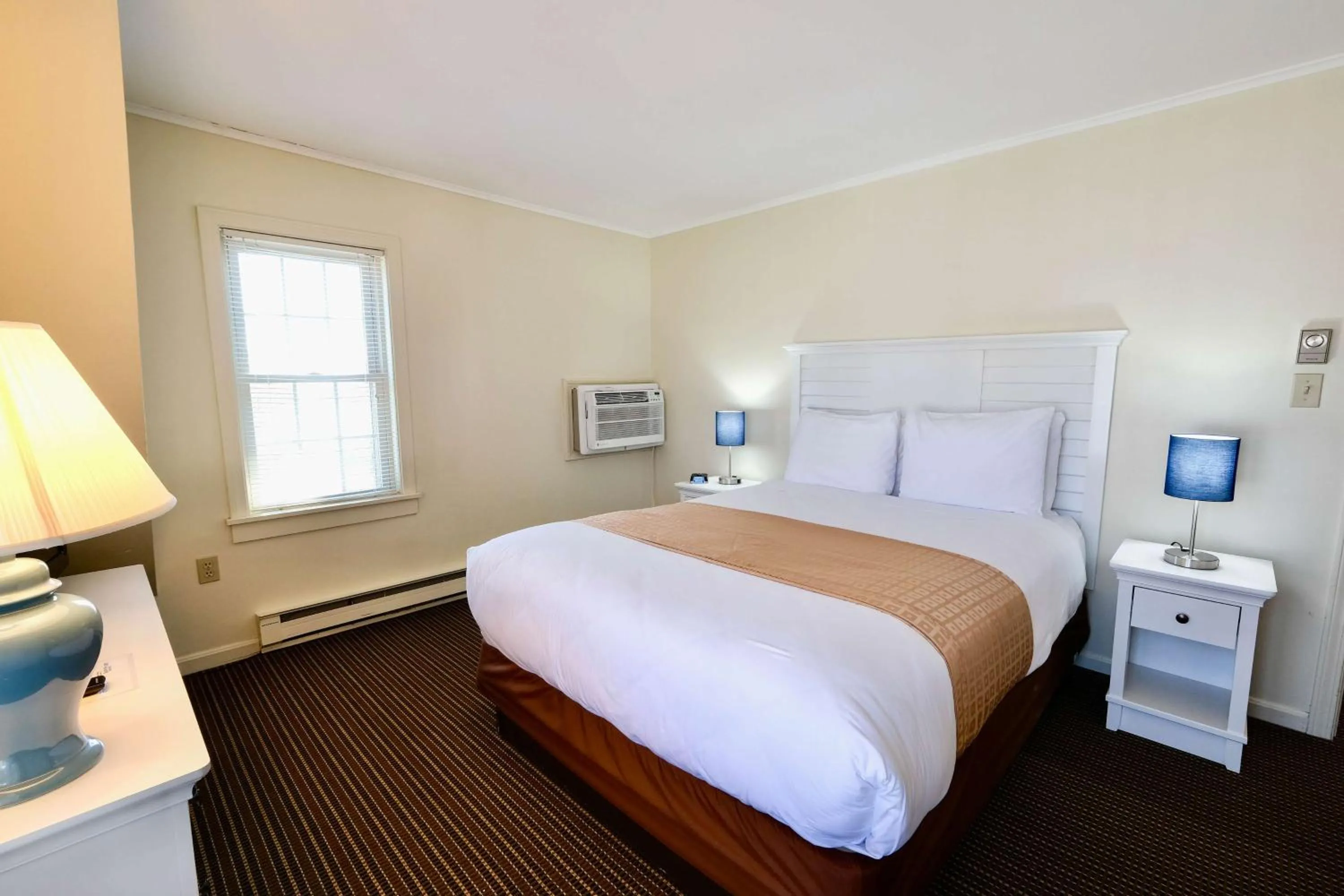 Bedroom, Bed in Seacastles Resort