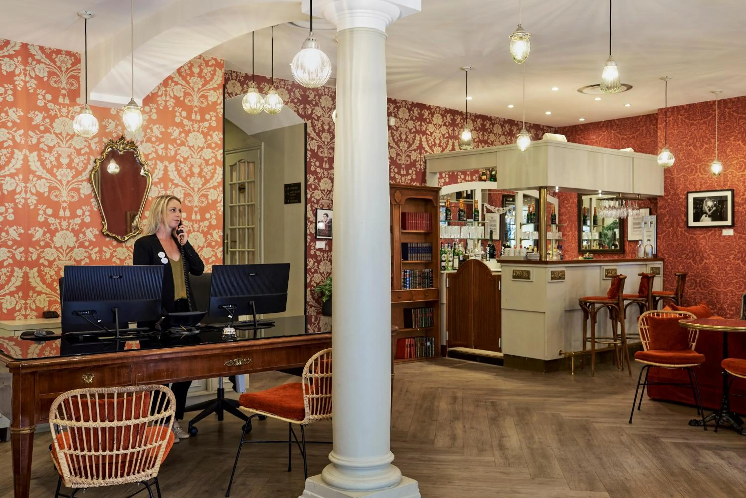 Lobby or reception in Hotel Le Grimaldi by Happyculture