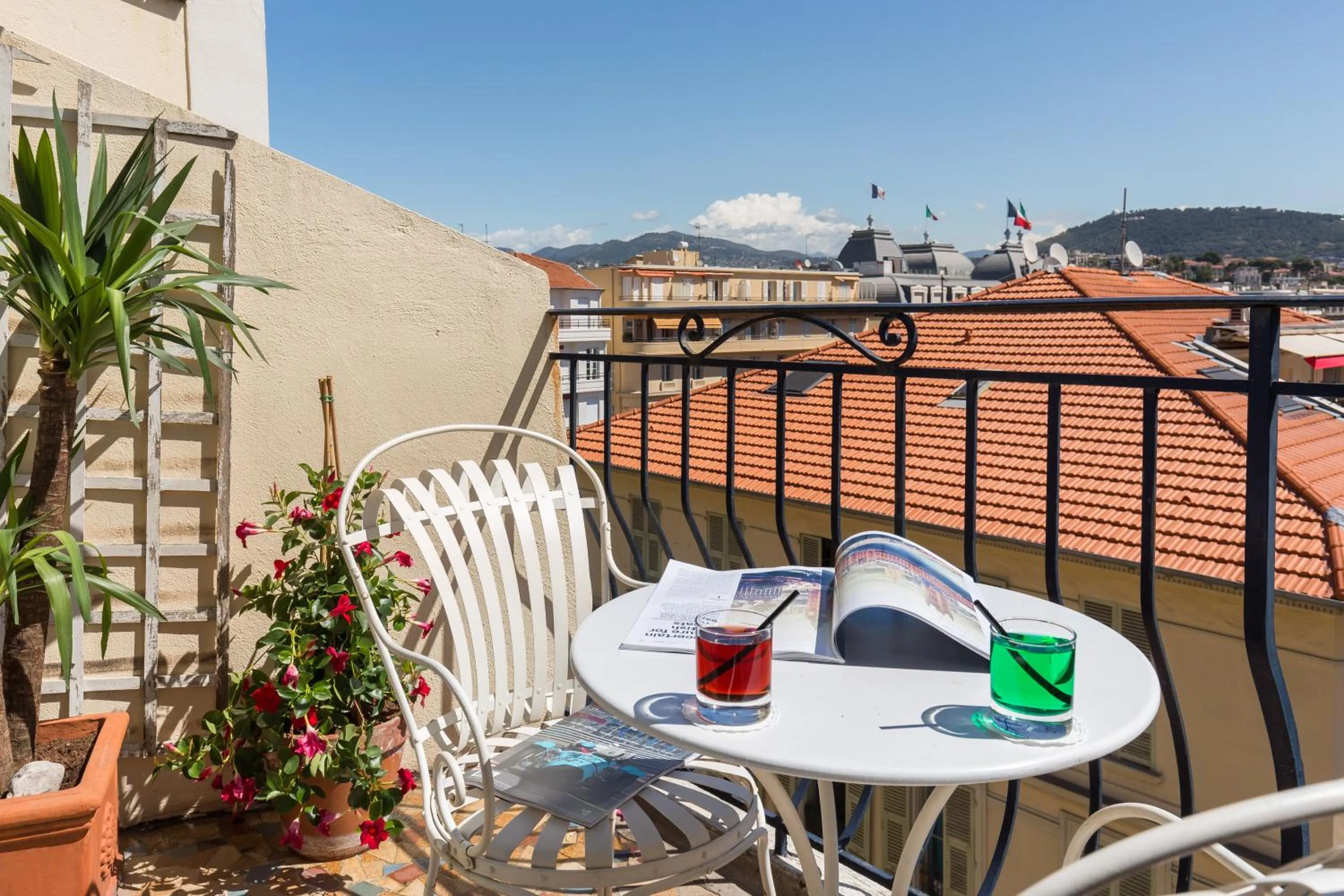 Balcony/Terrace in Hotel Le Grimaldi by Happyculture