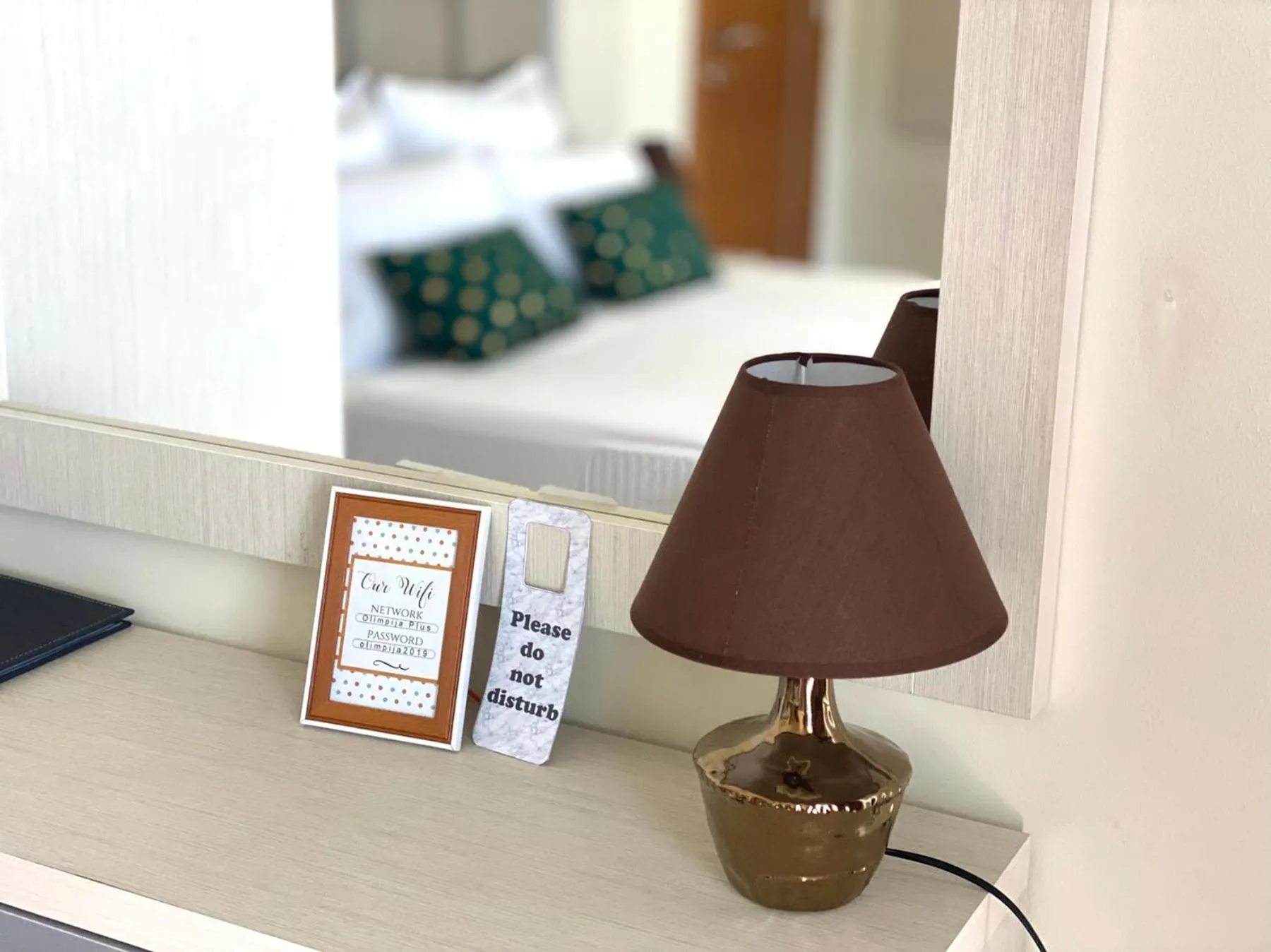 Staff, Bed in Hotel Olimpija plus