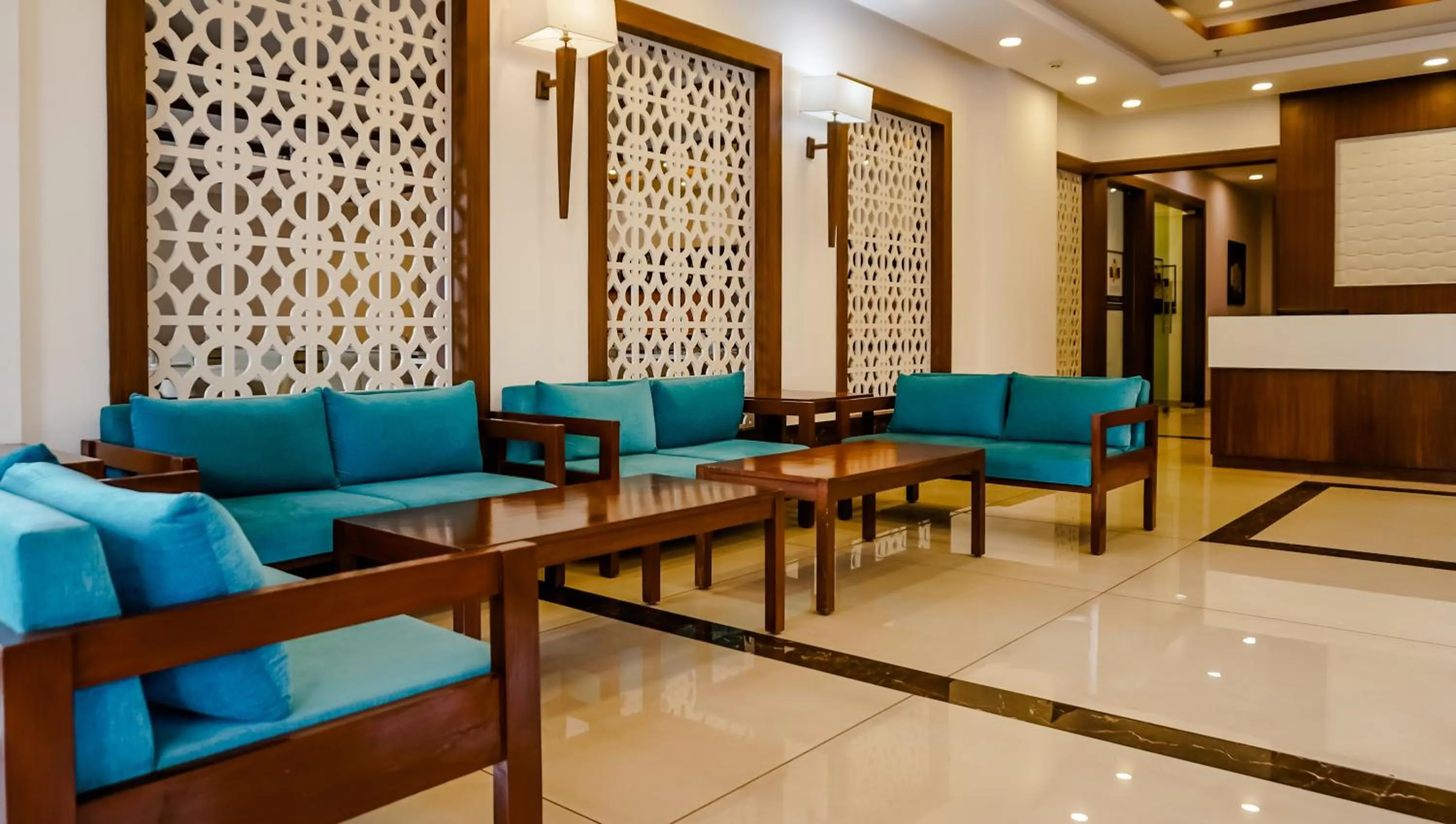 Seating area in The Altruist Hotel Navi Mumbai-1