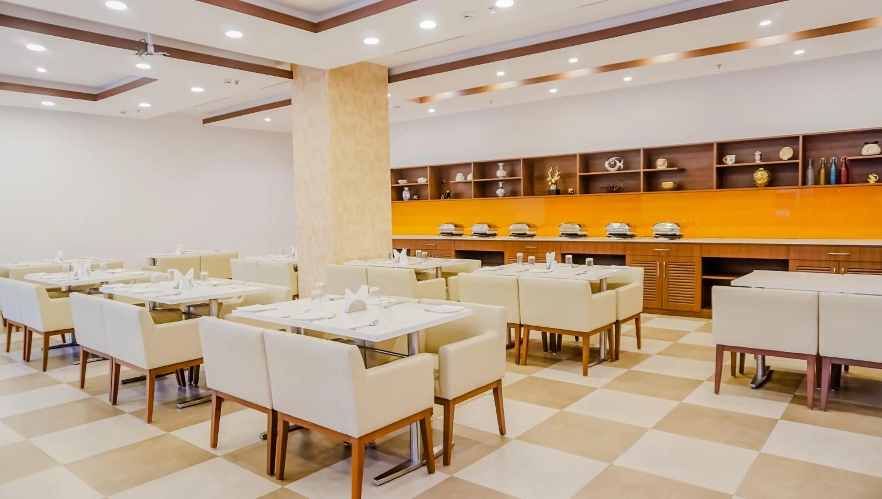 Restaurant/places to eat in The Altruist Hotel Navi Mumbai-1