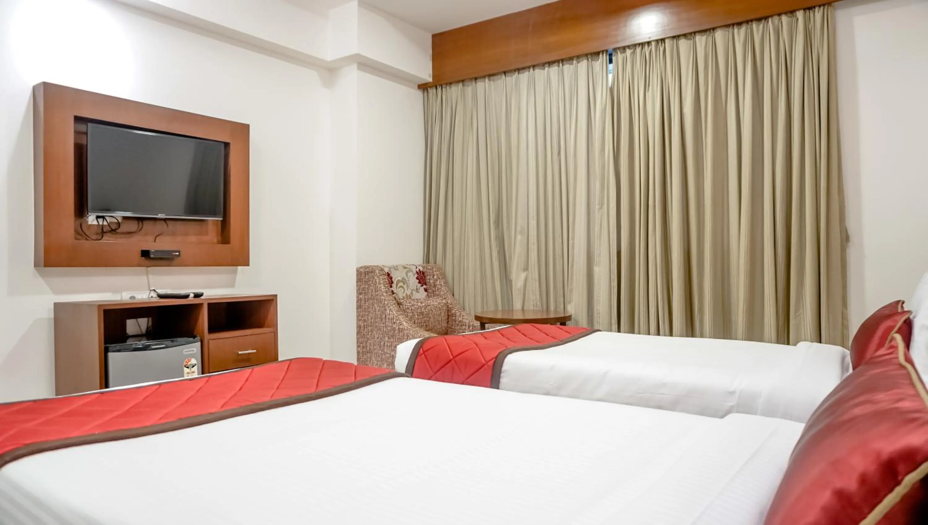 Bedroom, Bed in The Altruist Hotel Navi Mumbai-1