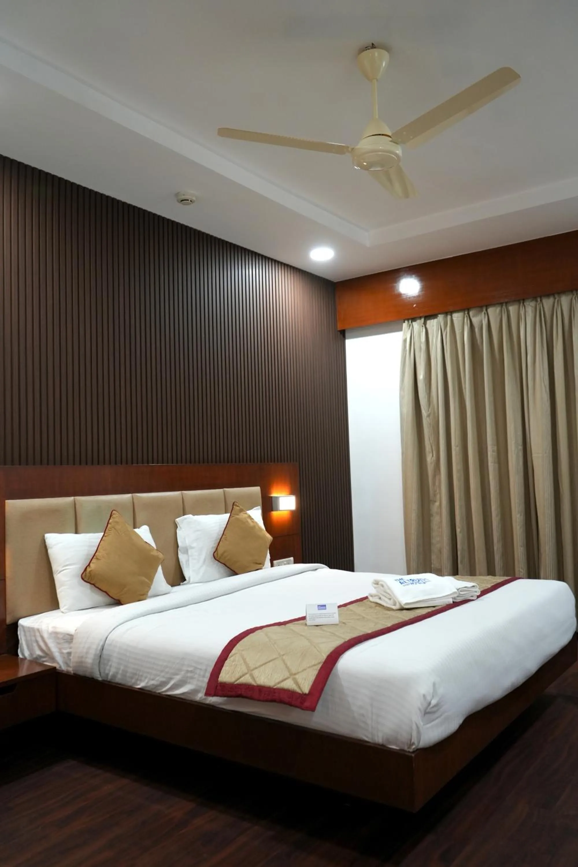 Bedroom, Bed in The Altruist Hotel Navi Mumbai-1