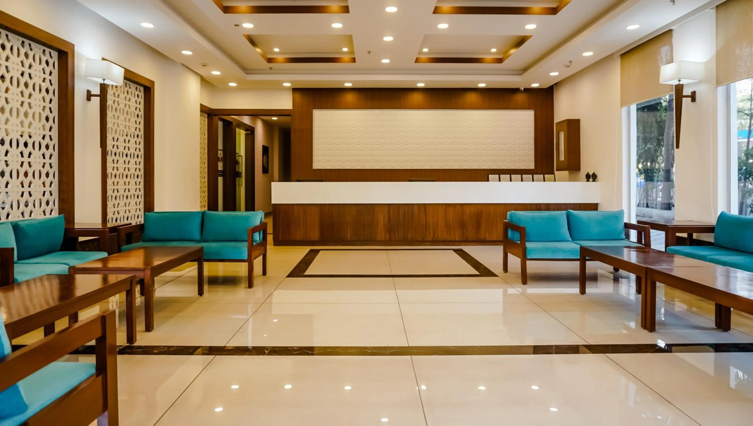 Lobby or reception in The Altruist Hotel Navi Mumbai-1