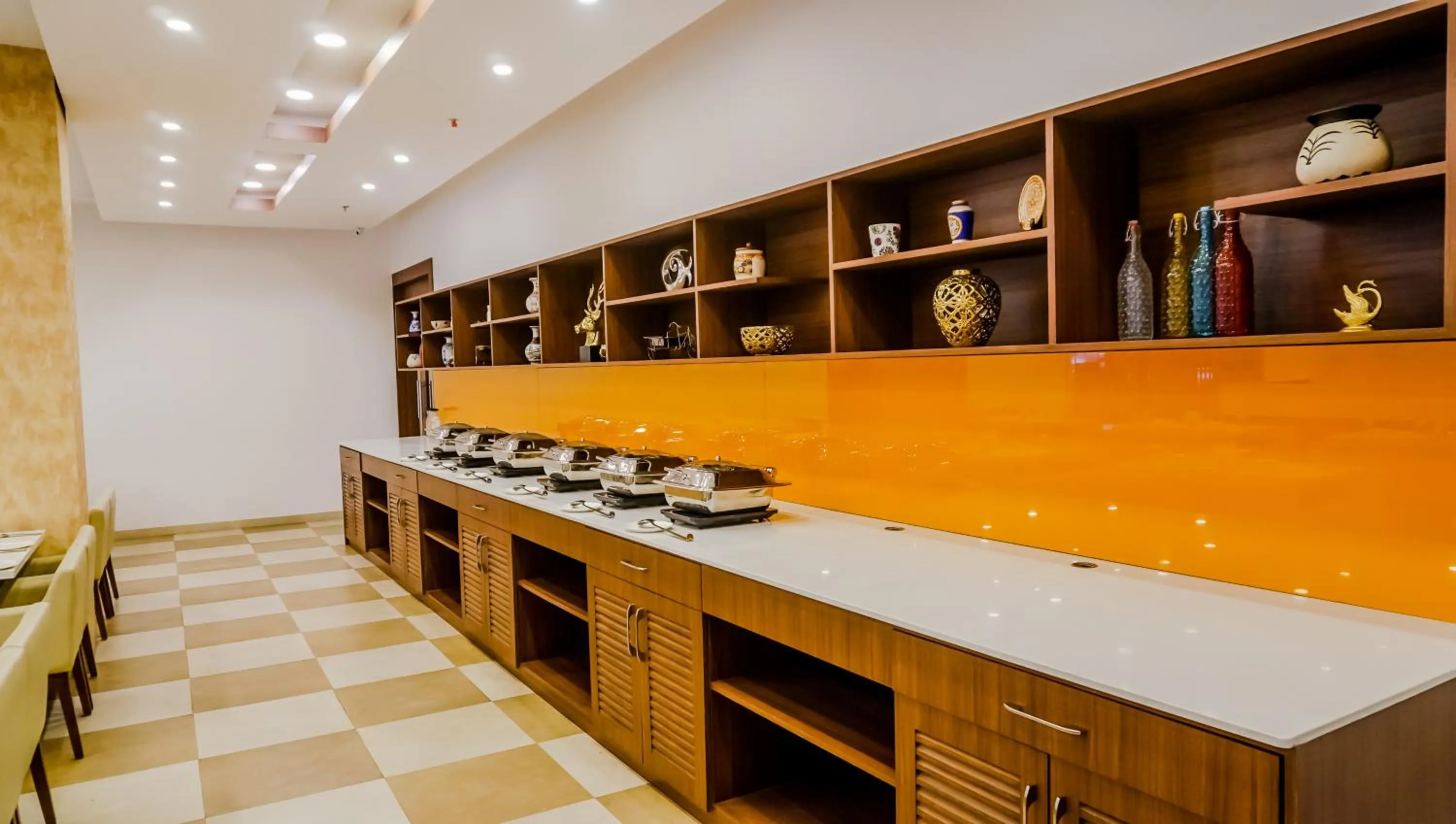 Kitchen or kitchenette in The Altruist Hotel Navi Mumbai-1