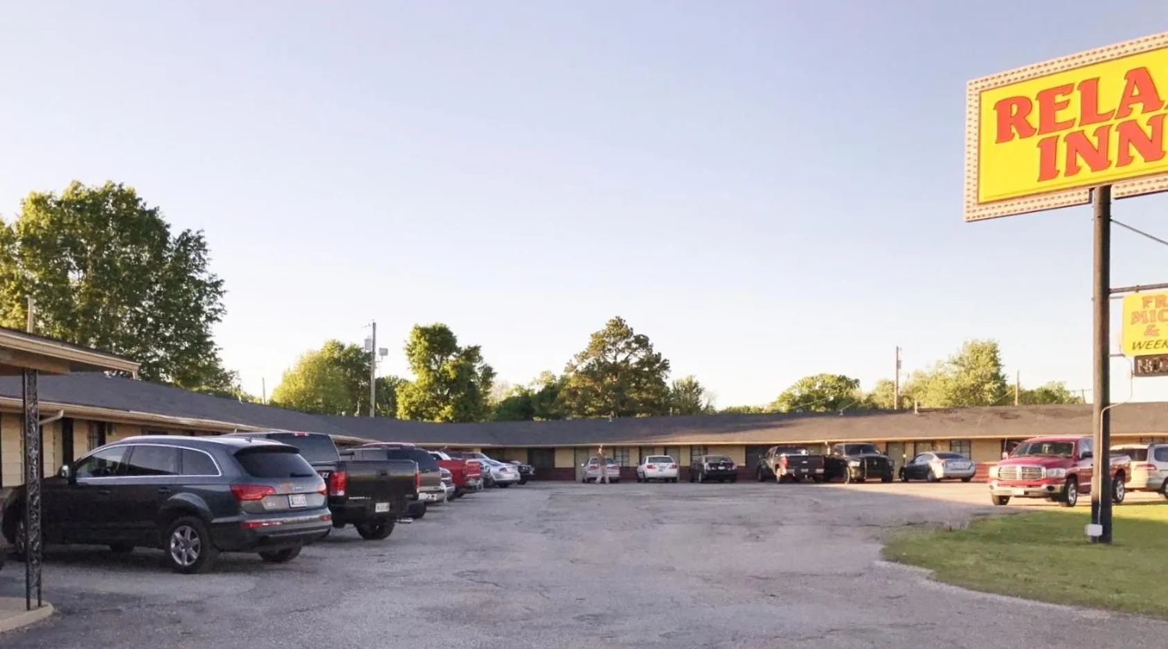 Property building in Relax Inn Vinita