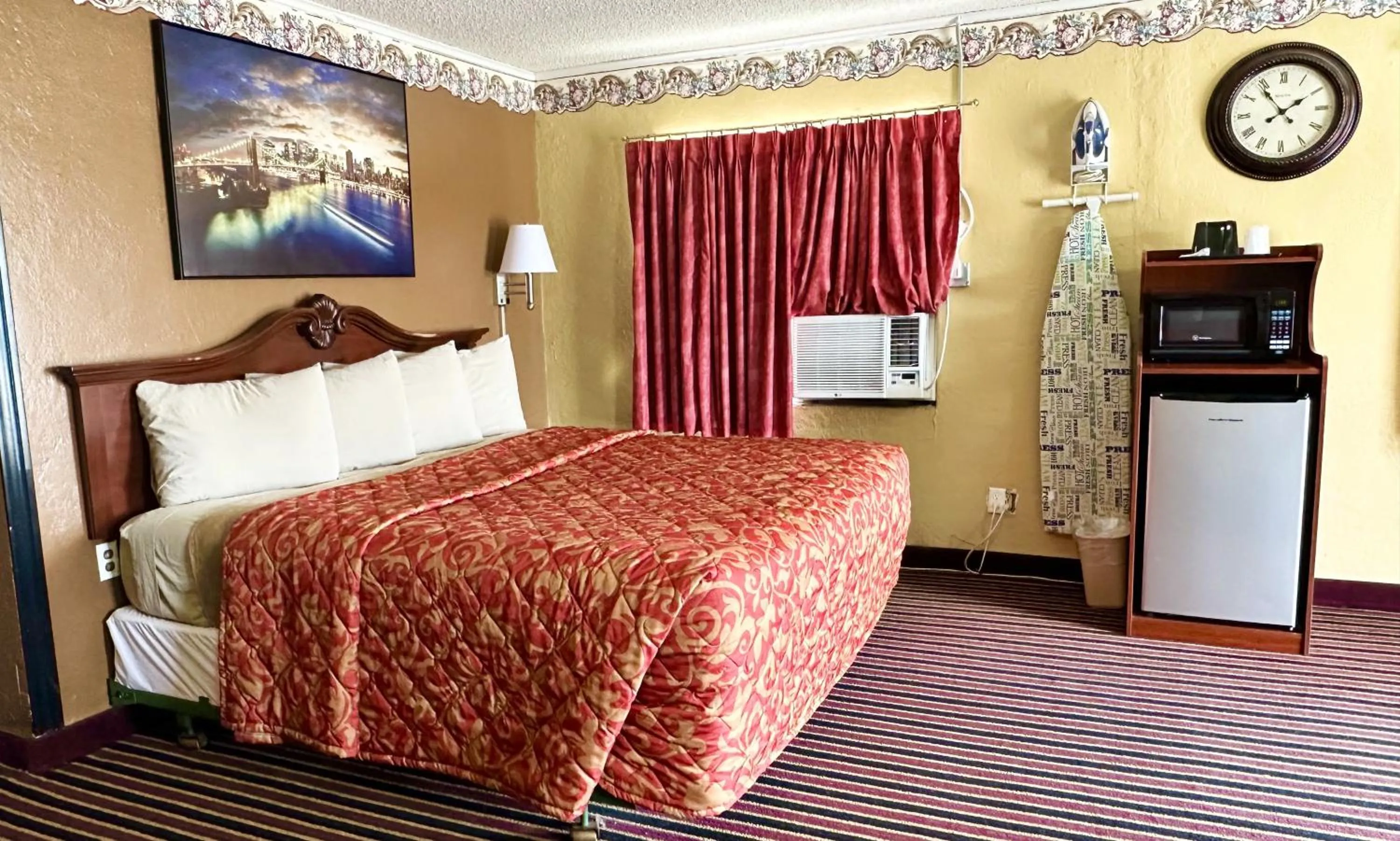 Bed in Relax Inn Vinita