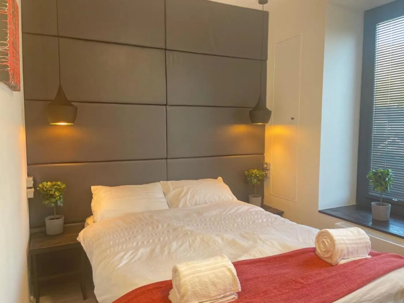 Bedroom, Bed in Cardiff Arms Bistro & Hotel