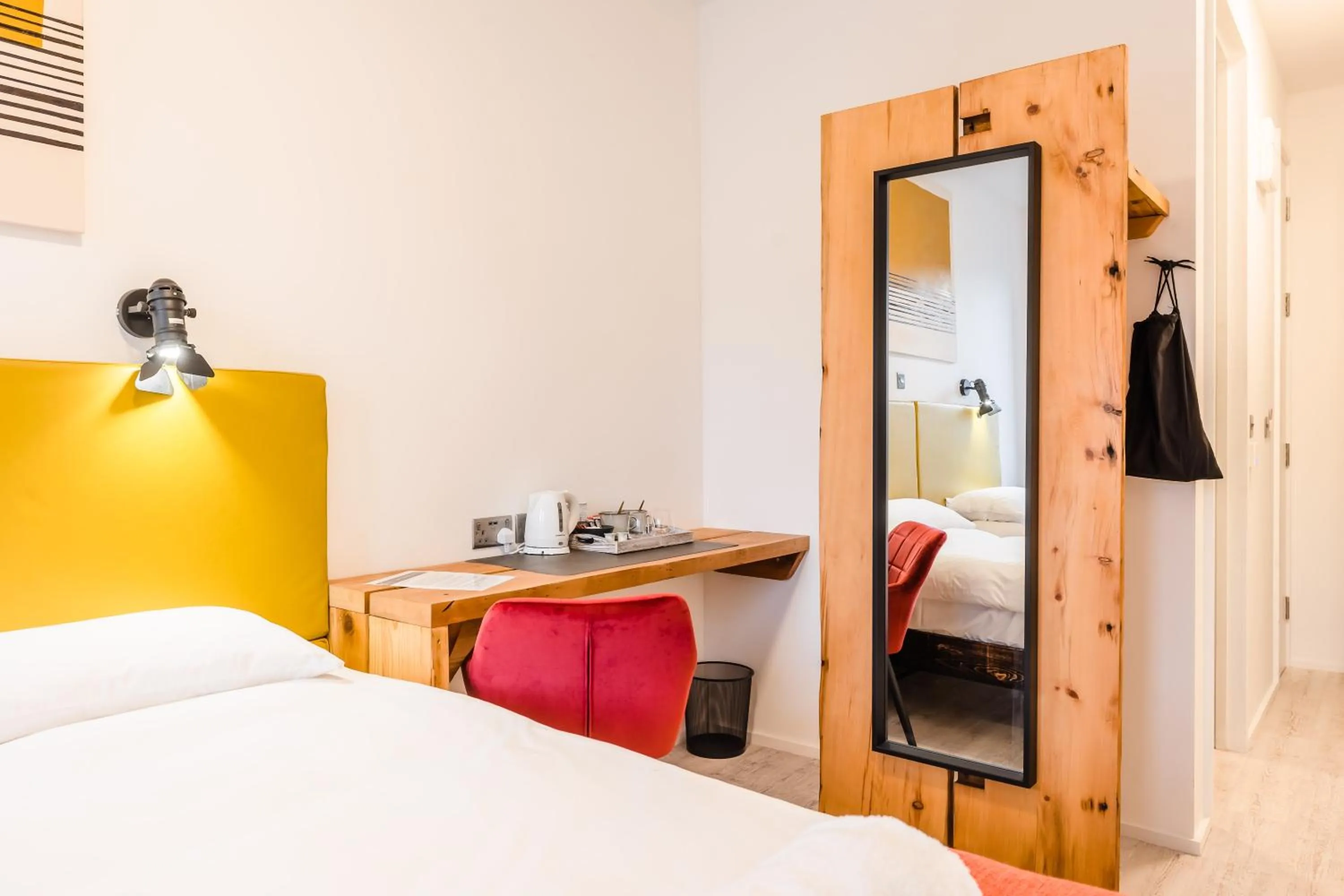 Bed in Cardiff Arms Bistro & Hotel