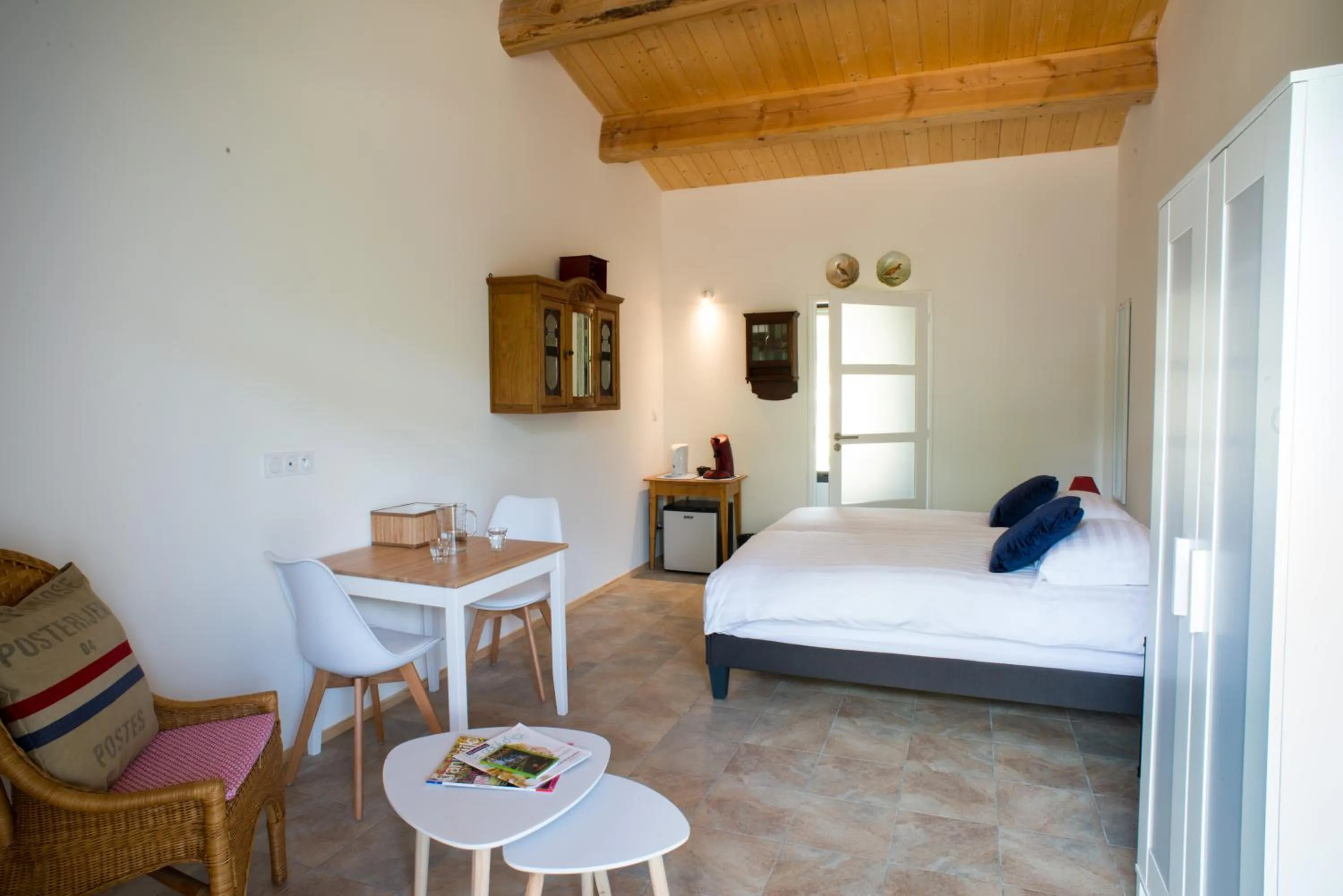 Bed in villa d'illouvre