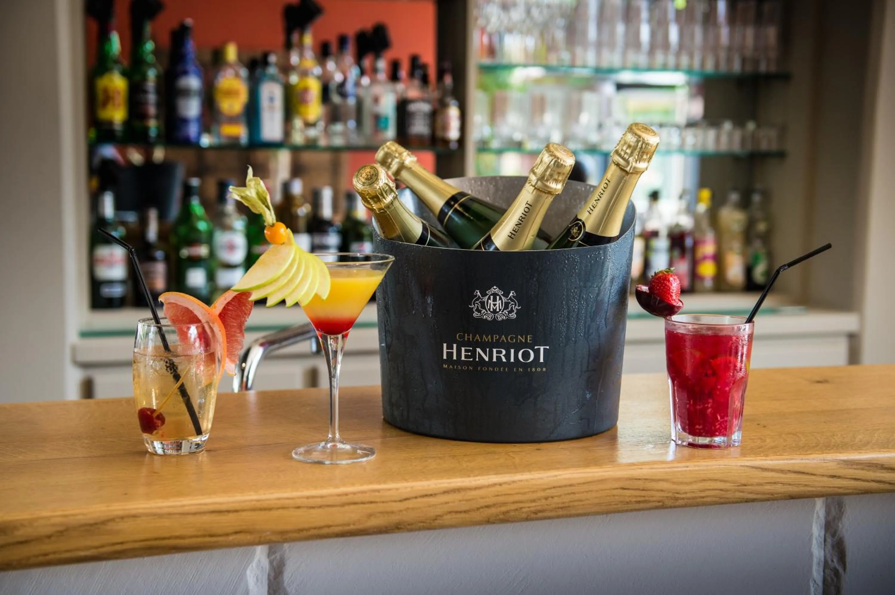 Lounge or bar in Avignon Grand Hotel