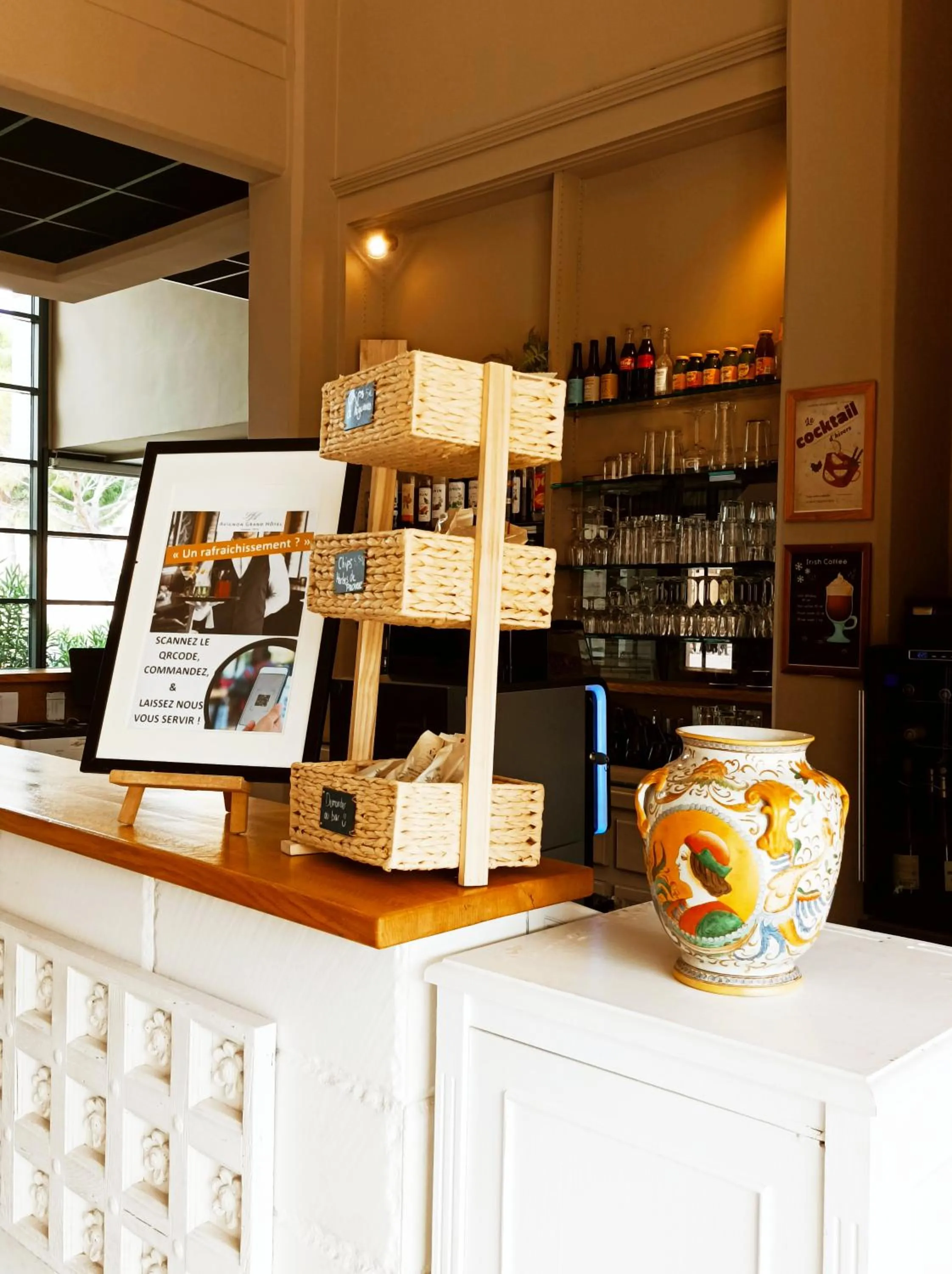 Lounge or bar in Avignon Grand Hotel