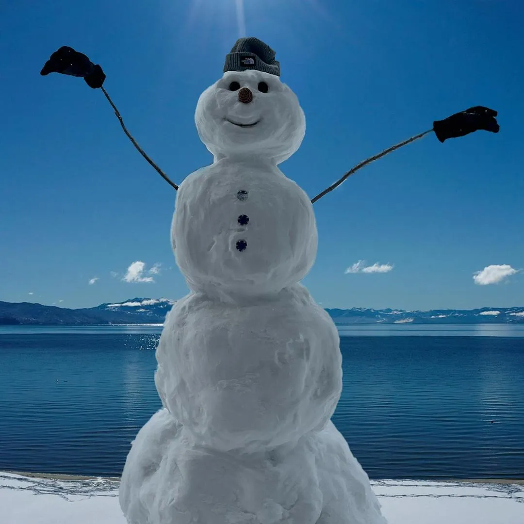 Winter in Mourelatos Lakeshore Resort