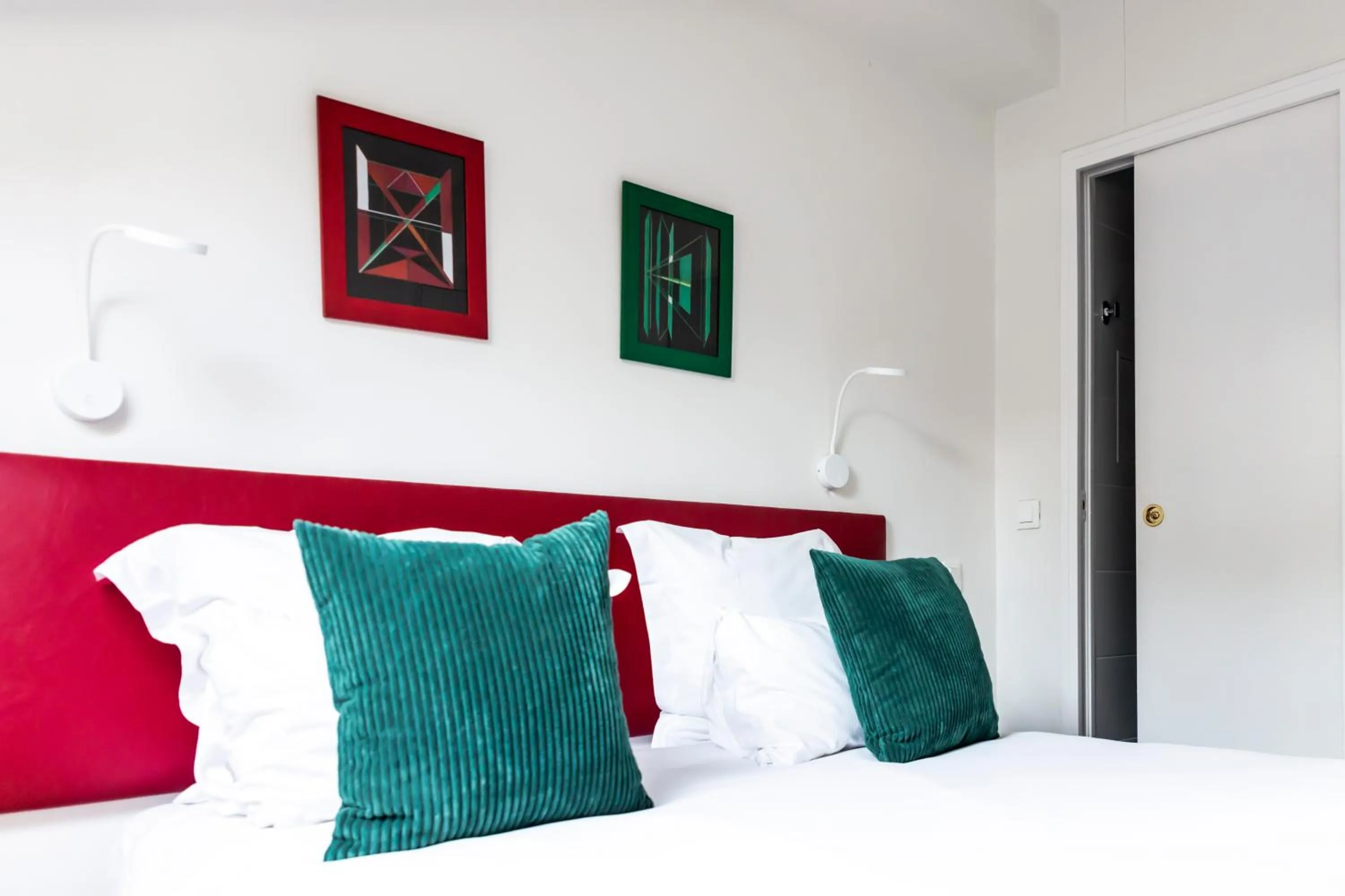 Bed in Porte de Versailles Hotel