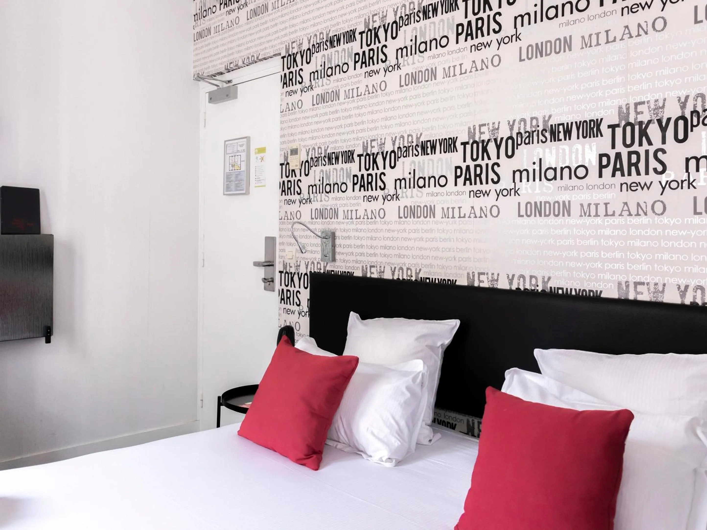 Bed in Porte de Versailles Hotel