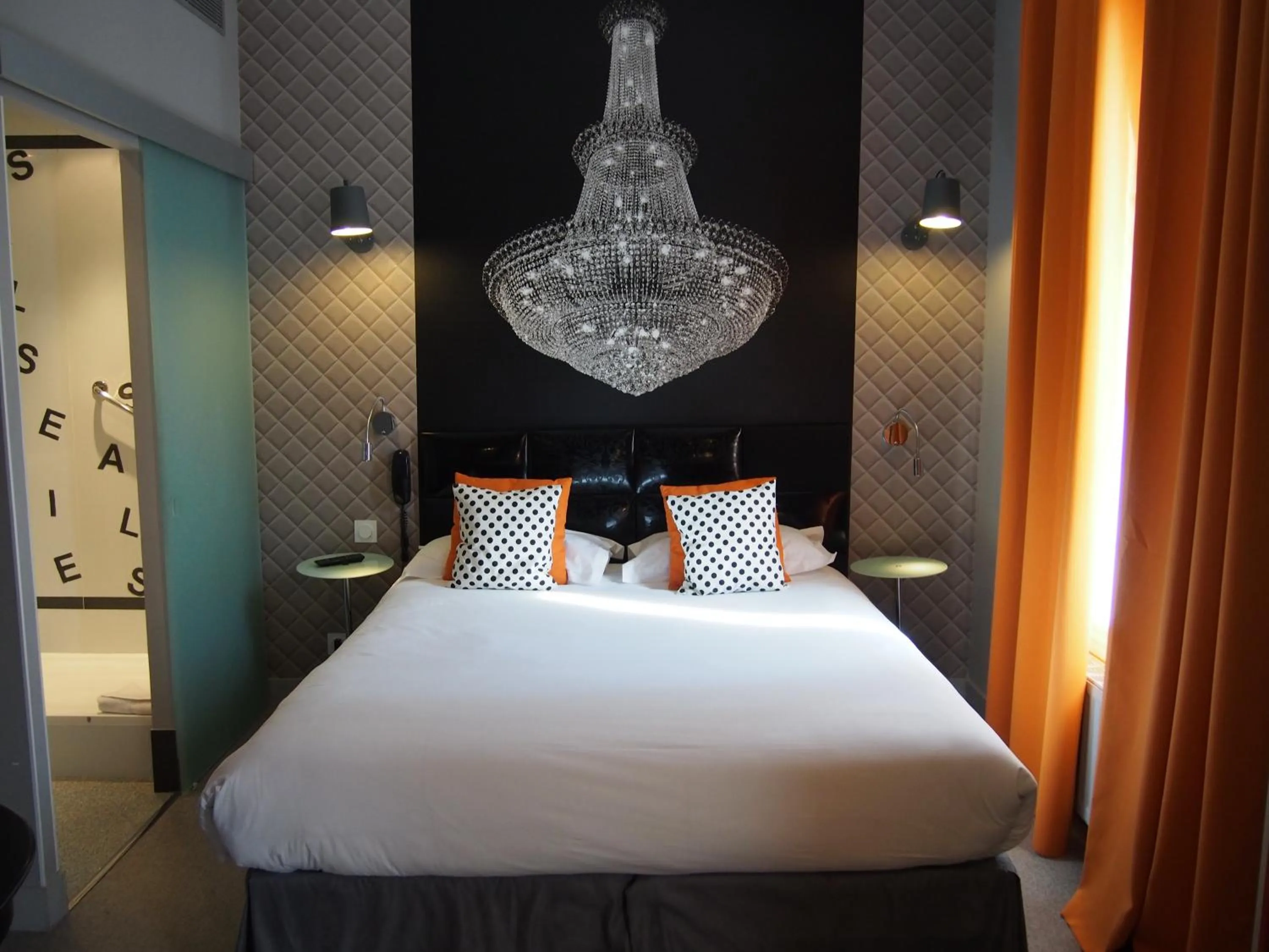 Bed in Porte de Versailles Hotel