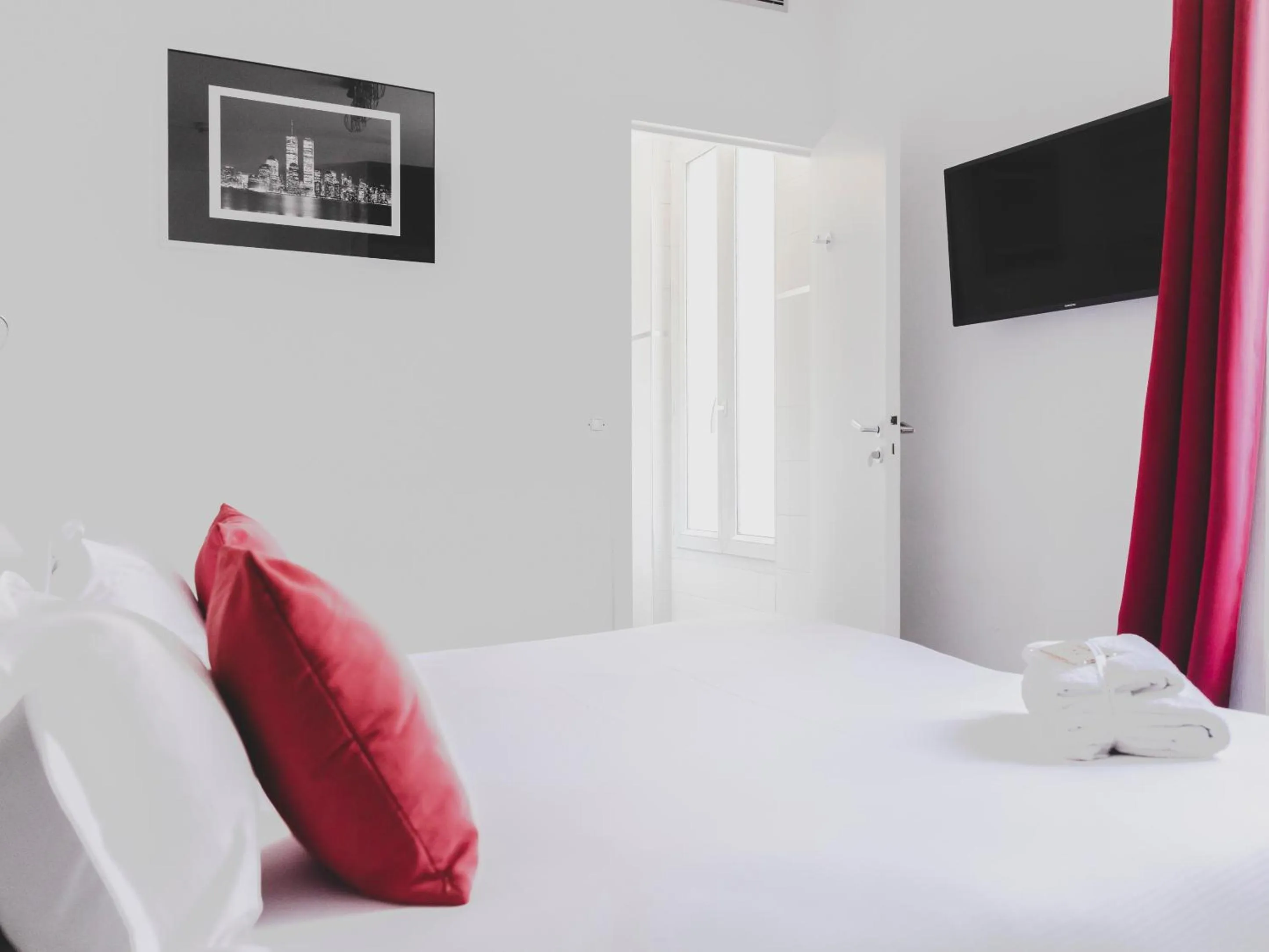 Bed in Porte de Versailles Hotel