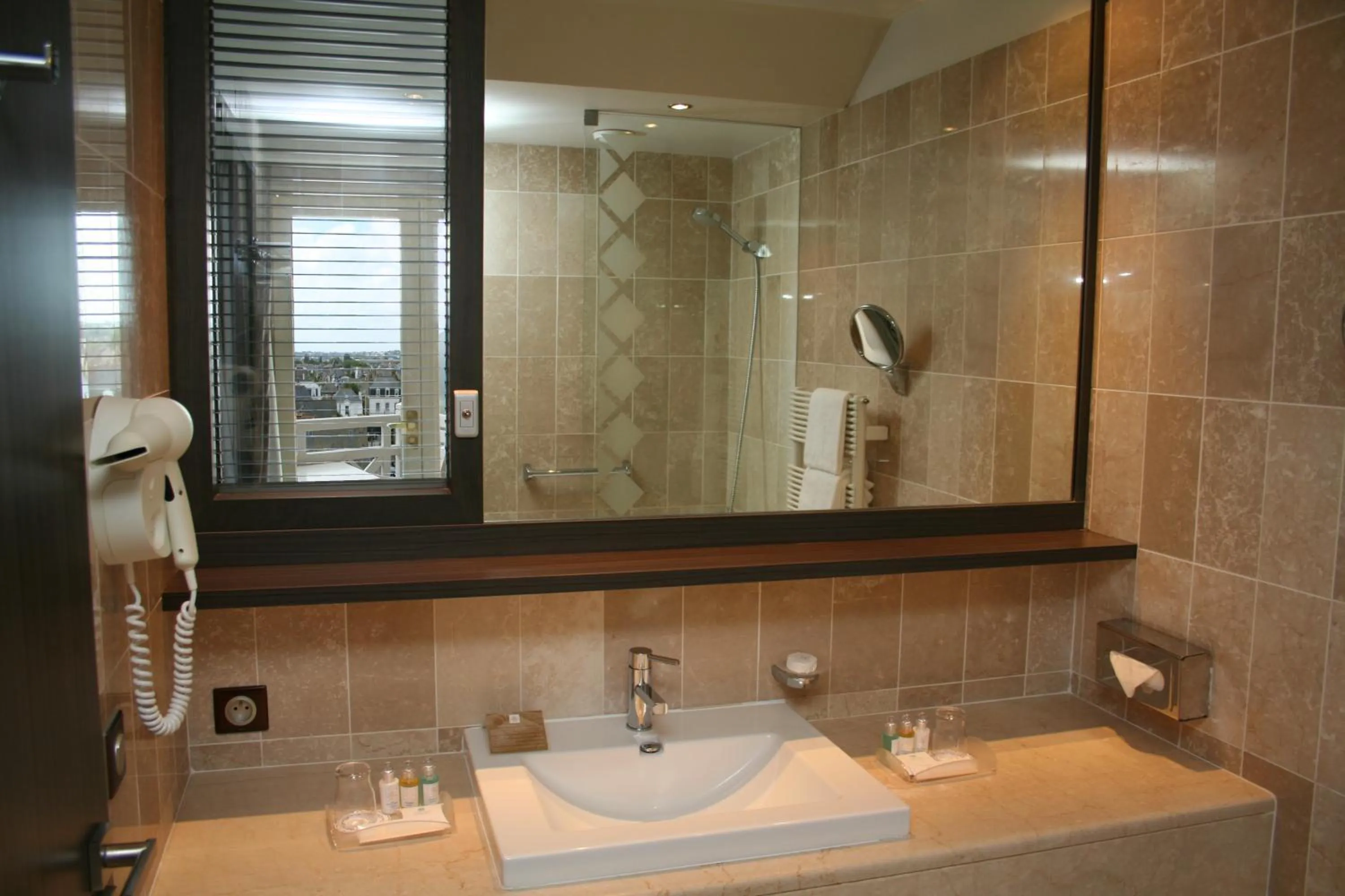 Bathroom in Grand Hôtel Des Thermes