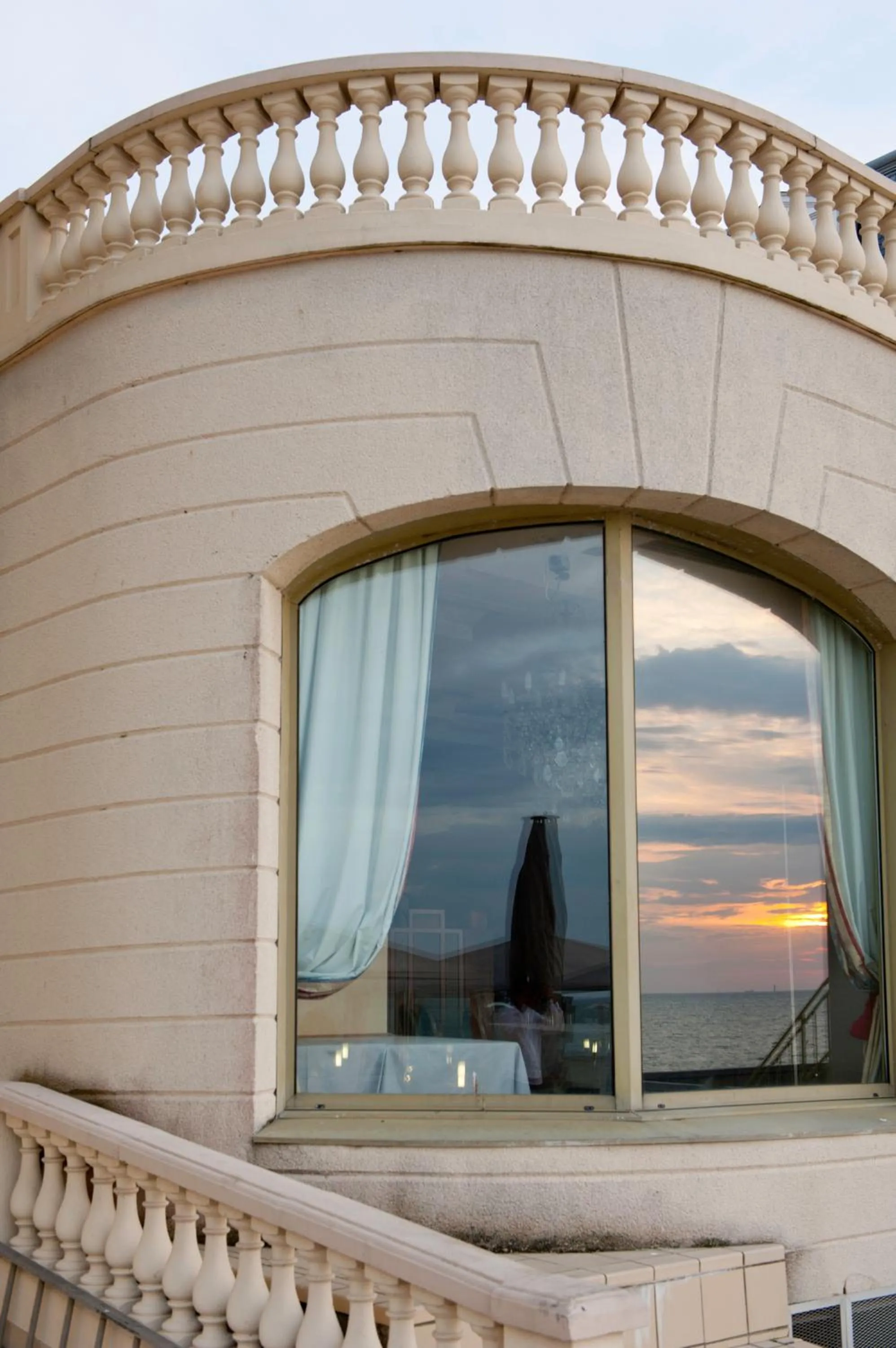 Facade/entrance in Grand Hôtel Des Thermes