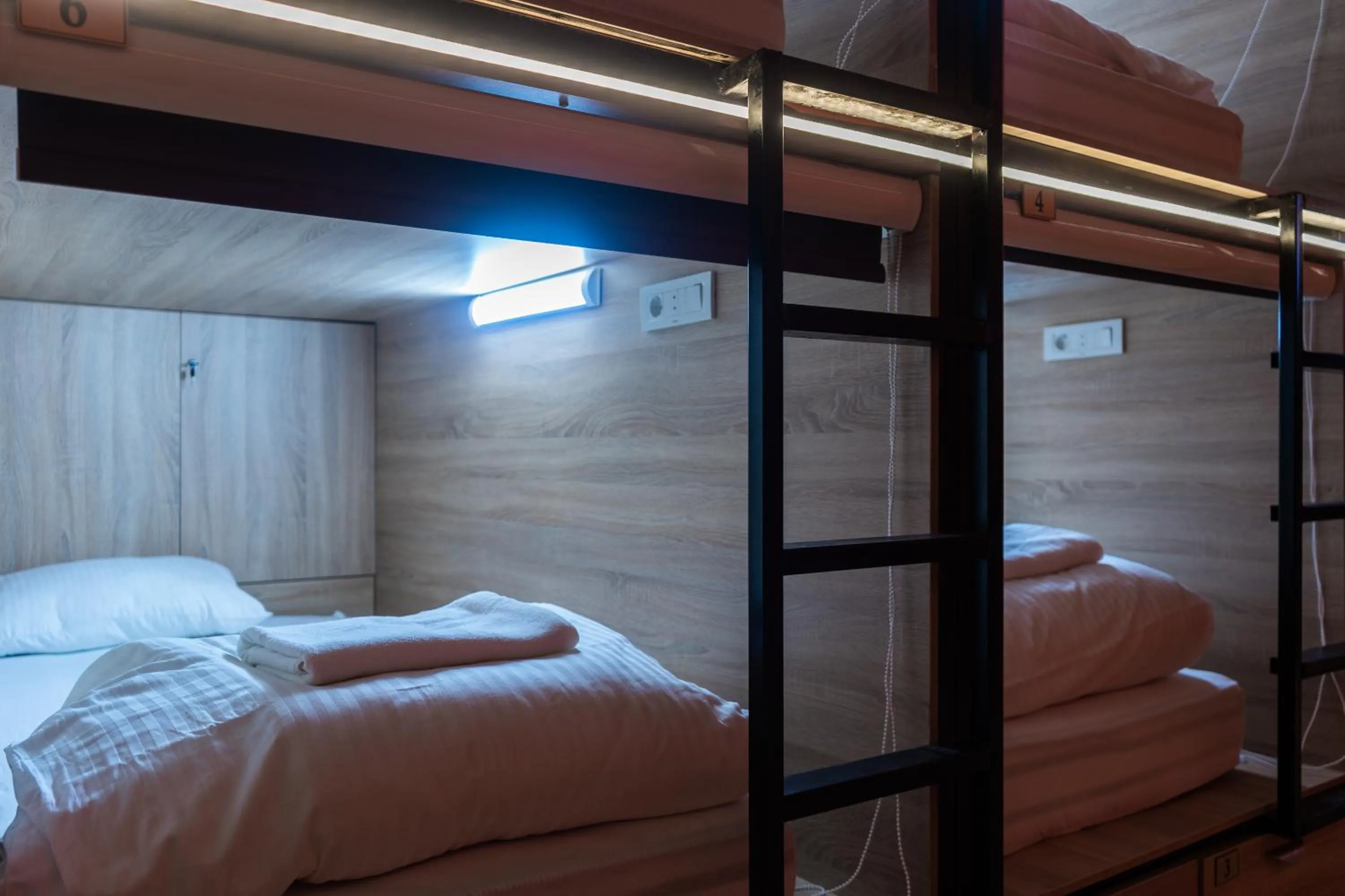 Property building, Bed in Hostel Inbox