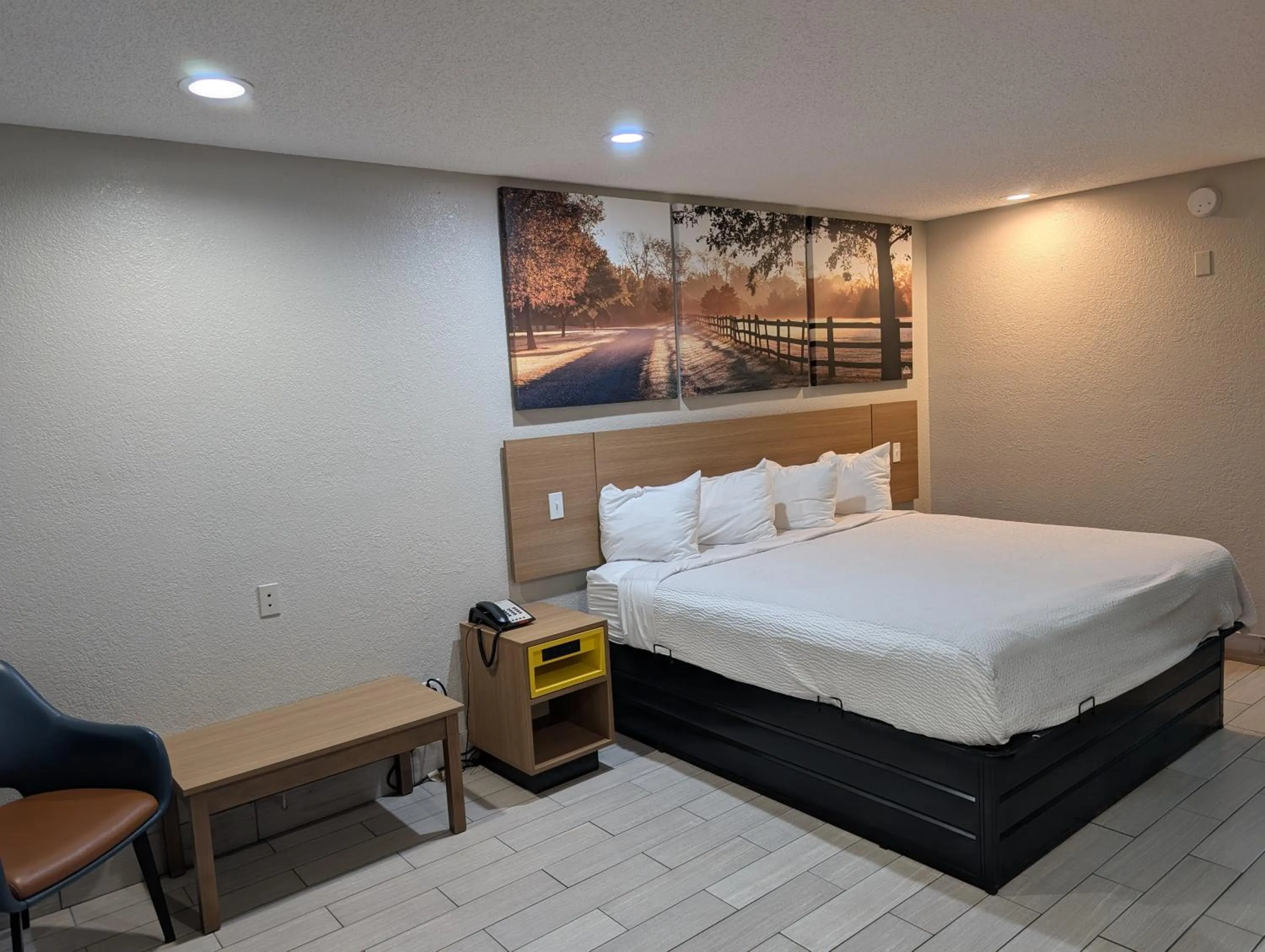 Bedroom, Bed in Days Inn by Wyndham Arcadia Louisiana
