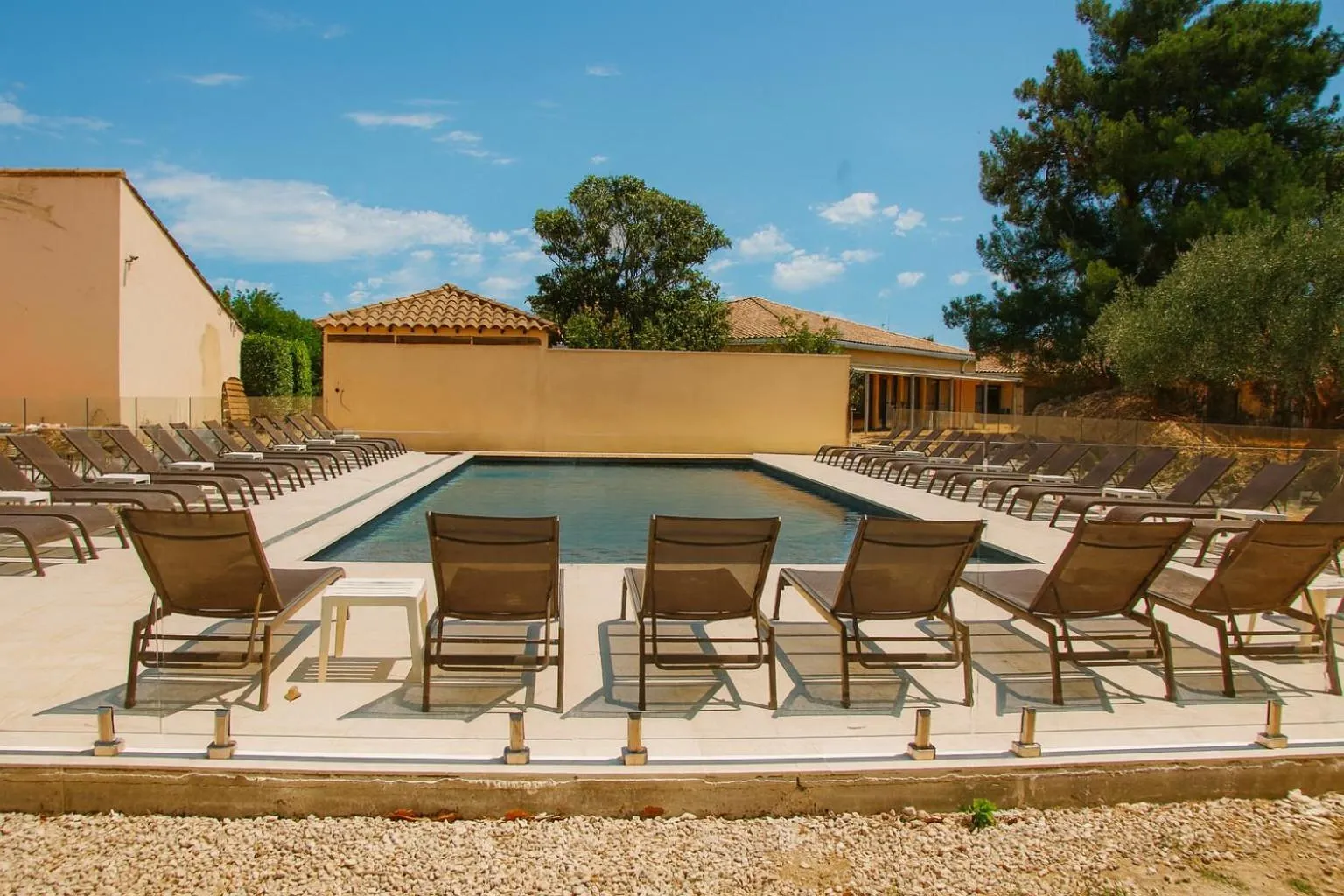 Golden Tulip Avignon Le Paradou