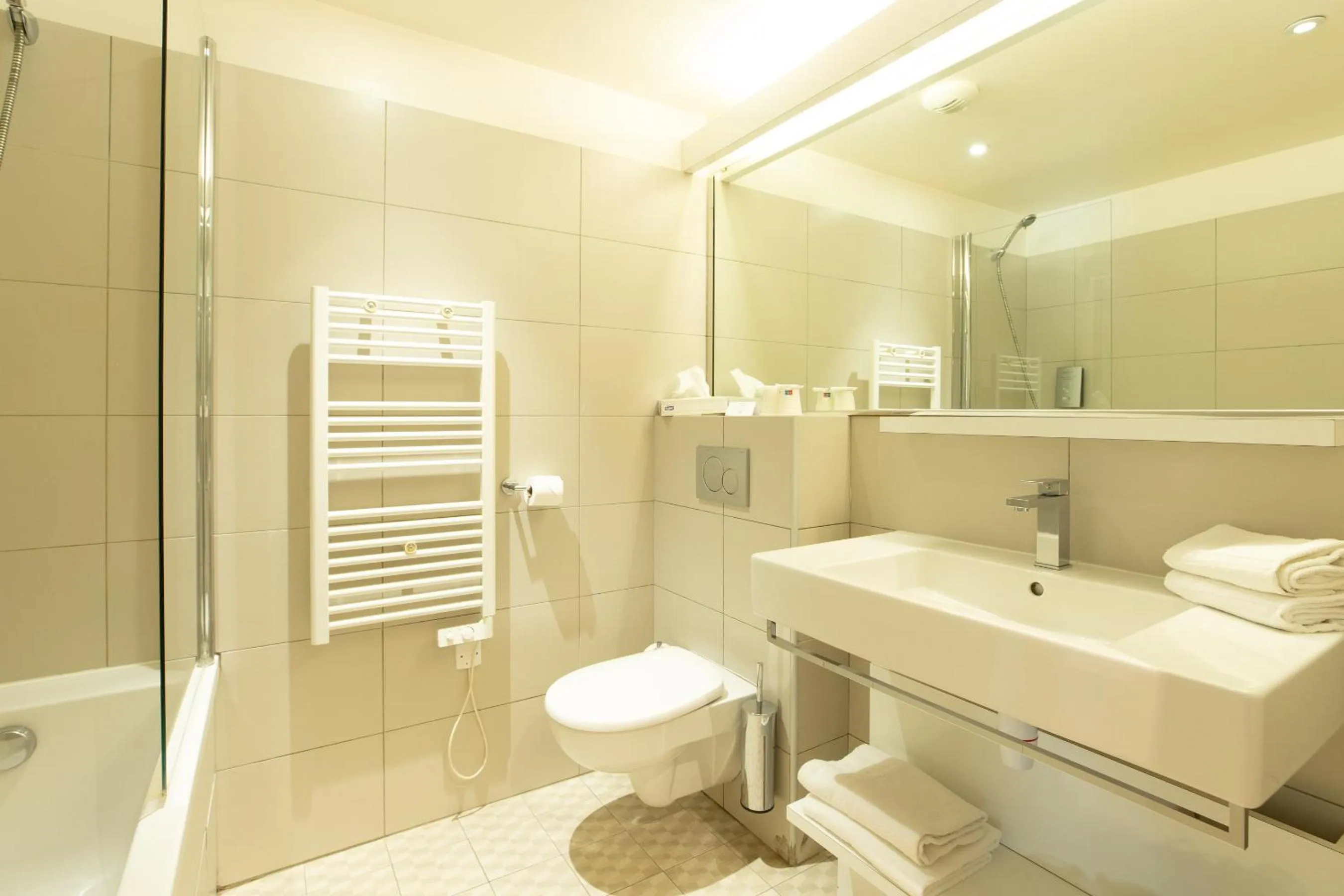 Golden Tulip Avignon Le Paradou