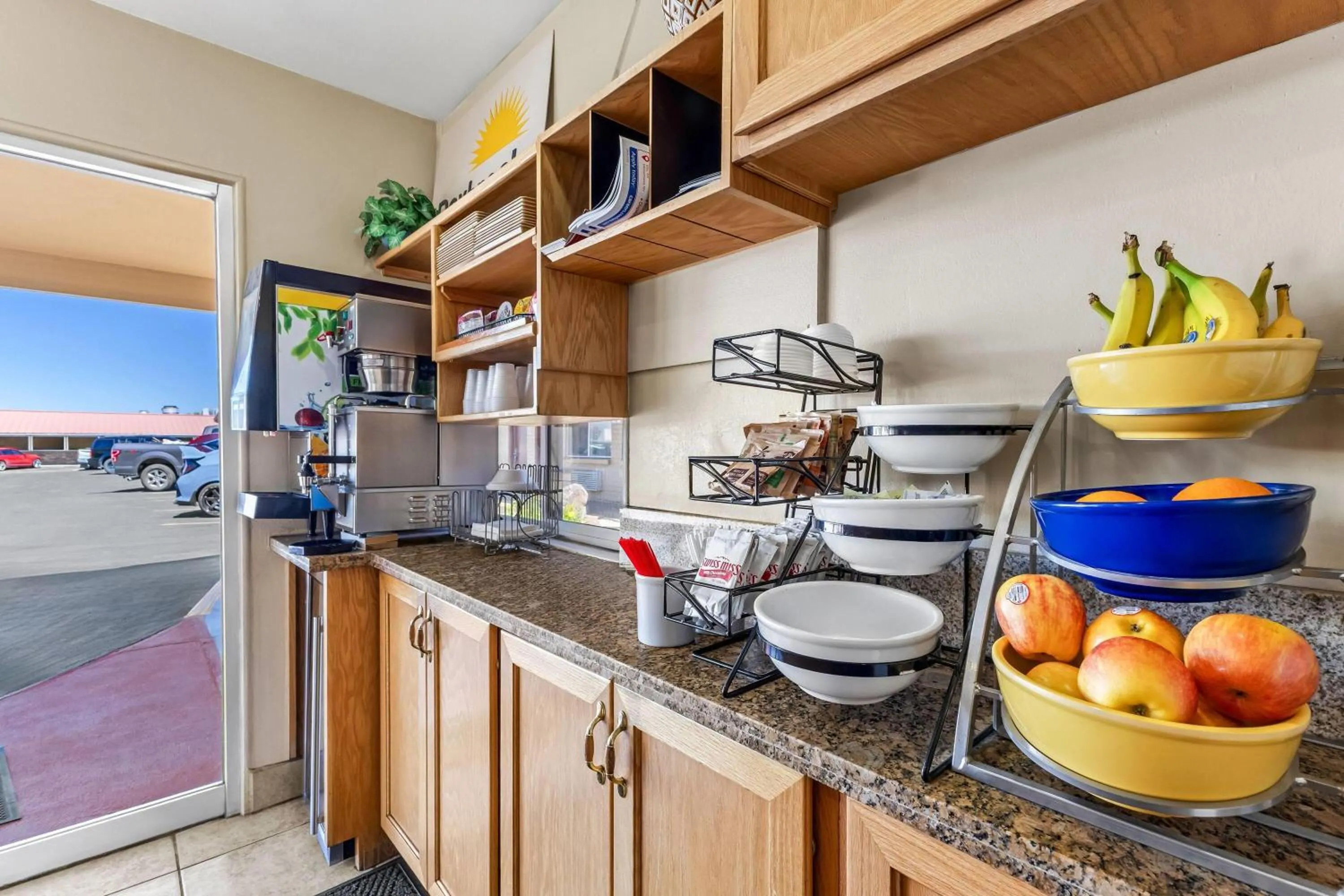 Restaurant/places to eat in Days Inn by Wyndham Elko