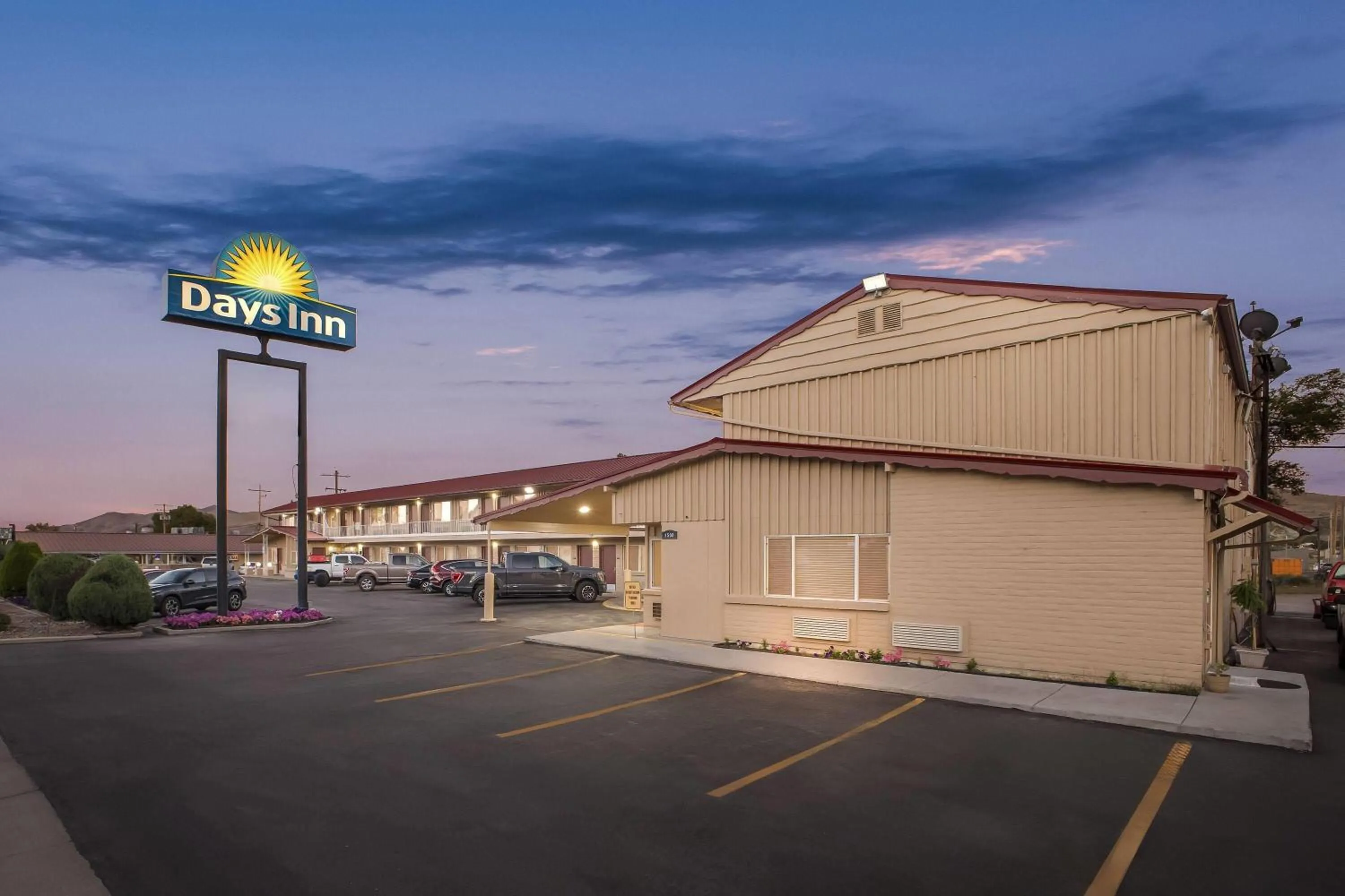 Property building in Days Inn by Wyndham Elko