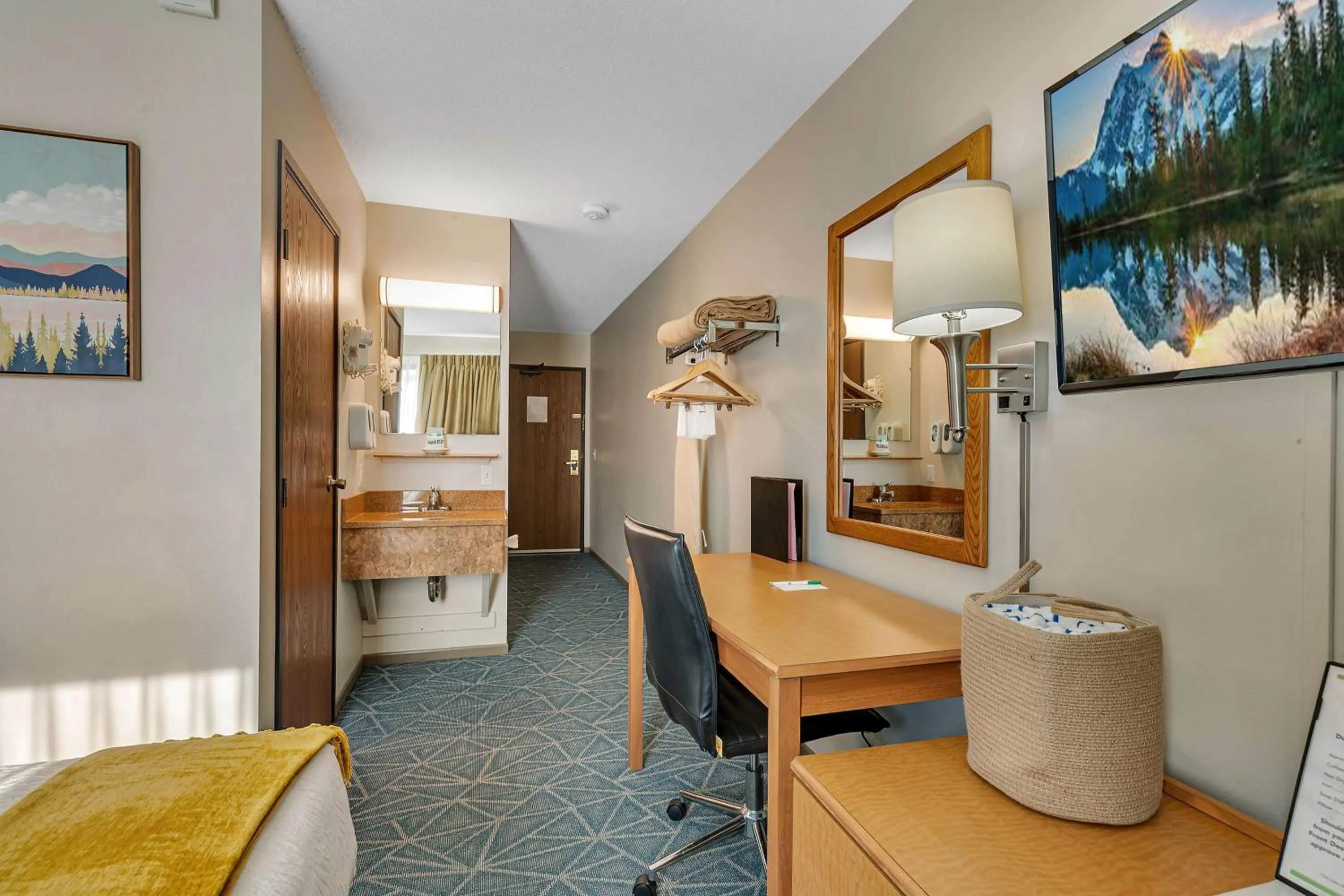 Bedroom in SureStay Hotel by Best Western Spicer