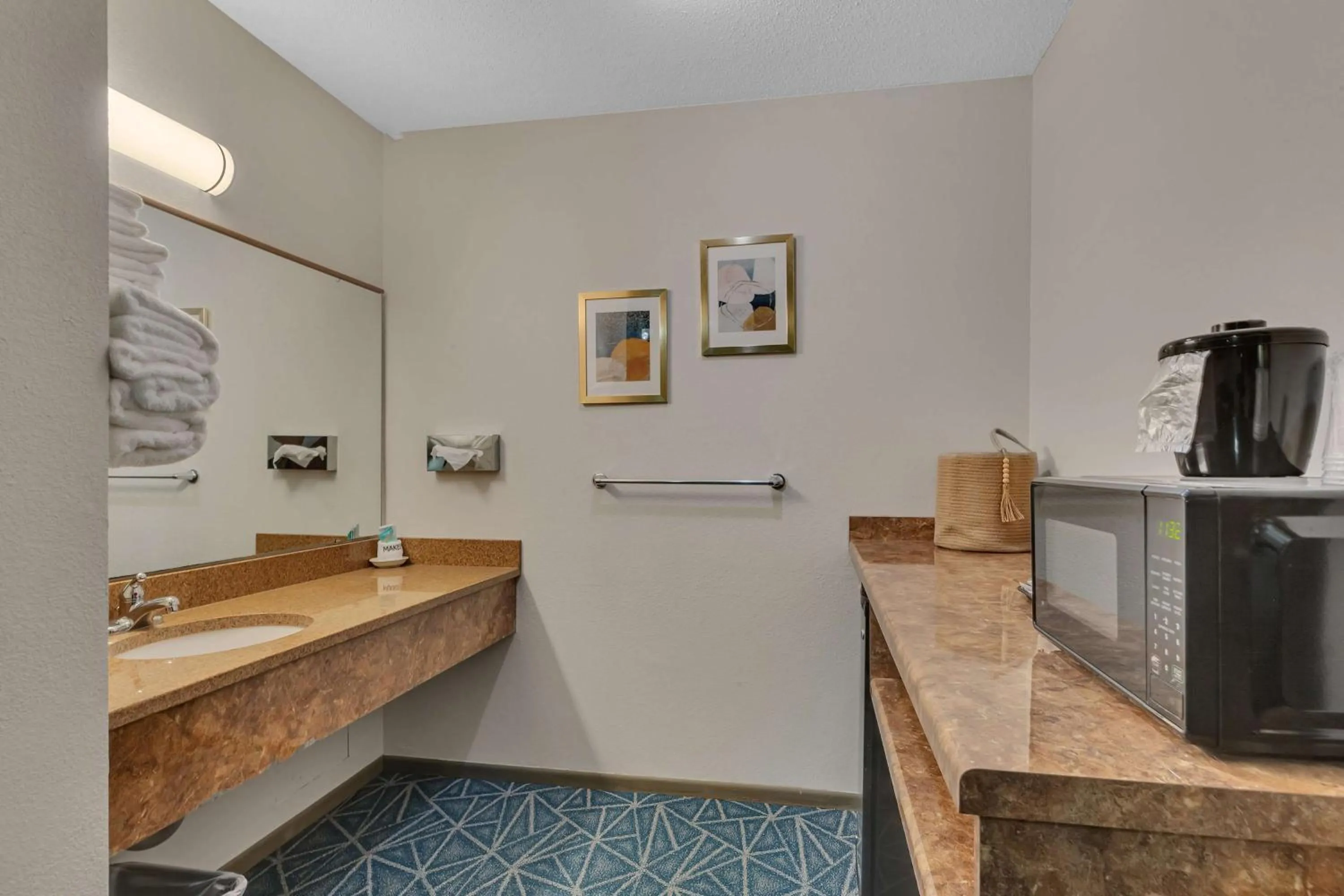 Bathroom in SureStay Hotel by Best Western Spicer