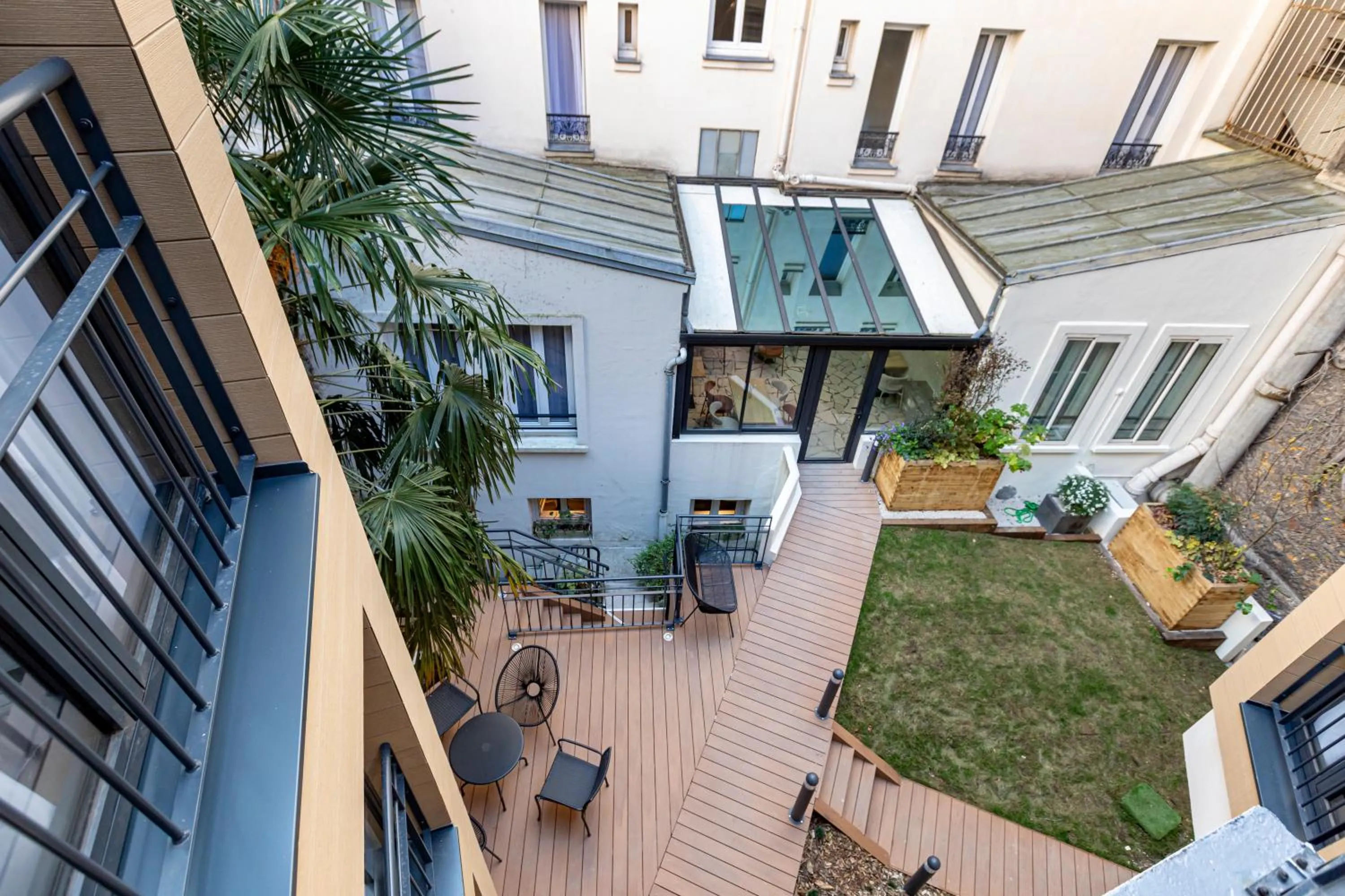 Garden view in Hôtel Montcalm