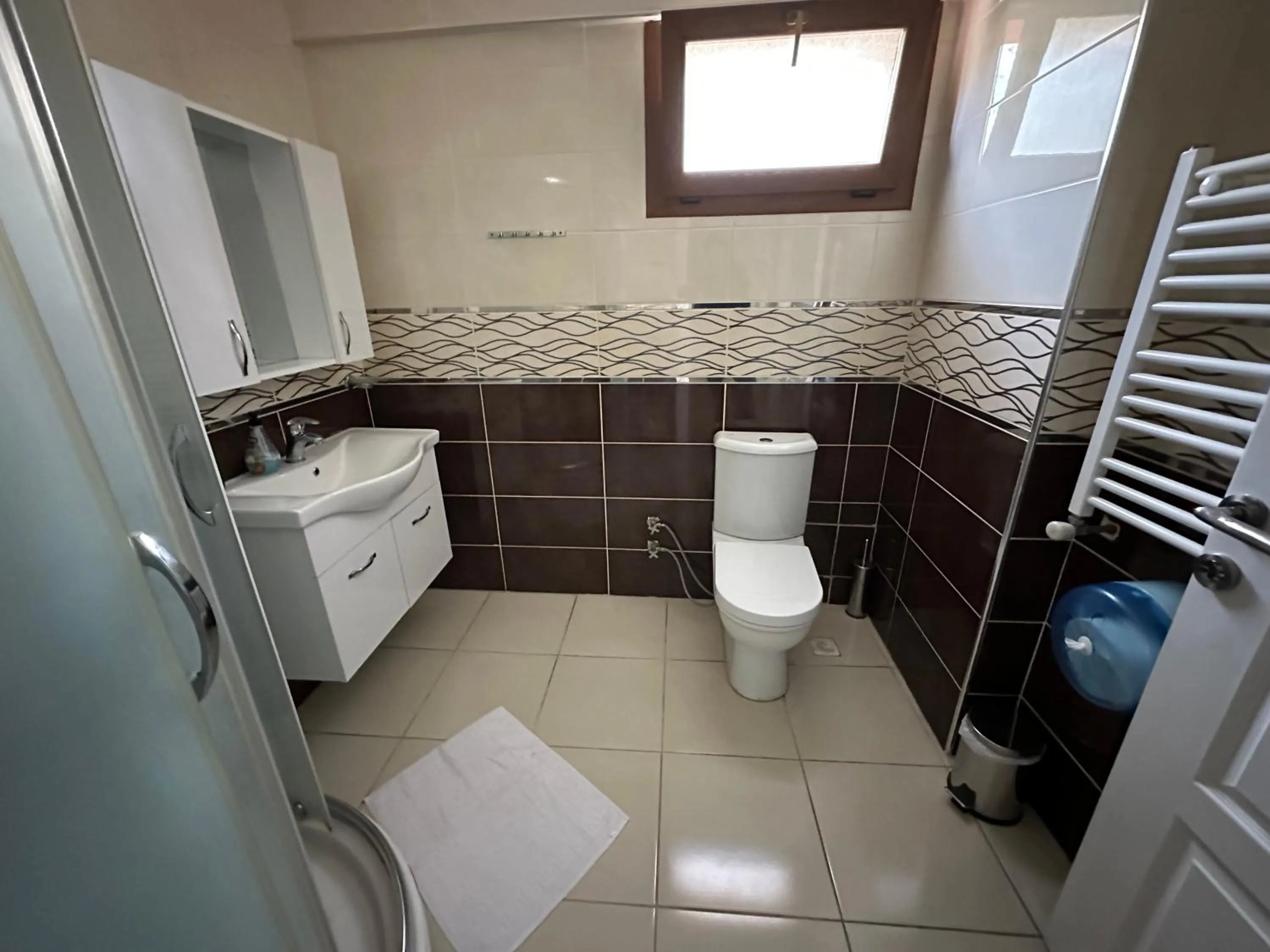 Shower in Doğa Villa Guest House