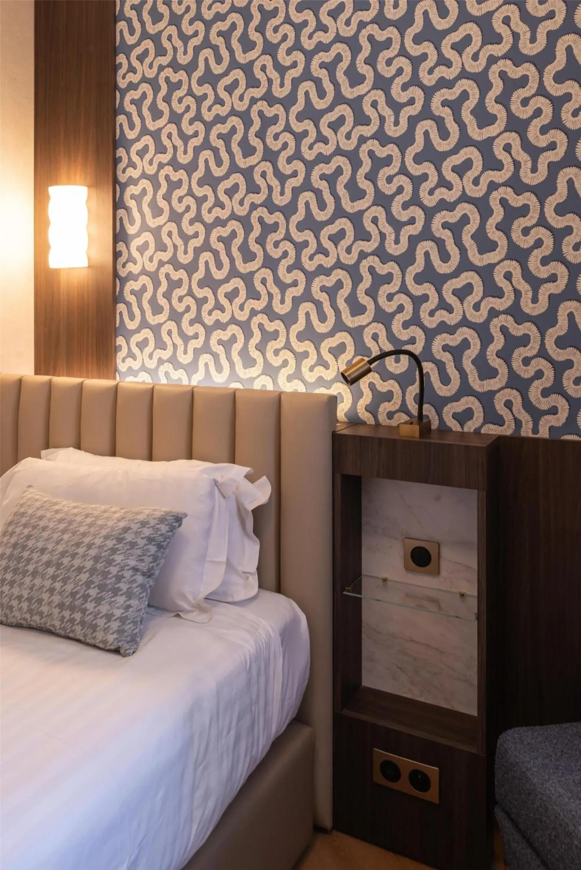 Comfort Single Room - single occupancy in Best Western Au Trocadéro Comfort Single Room - single occupancy in Best Western Au Trocadéro