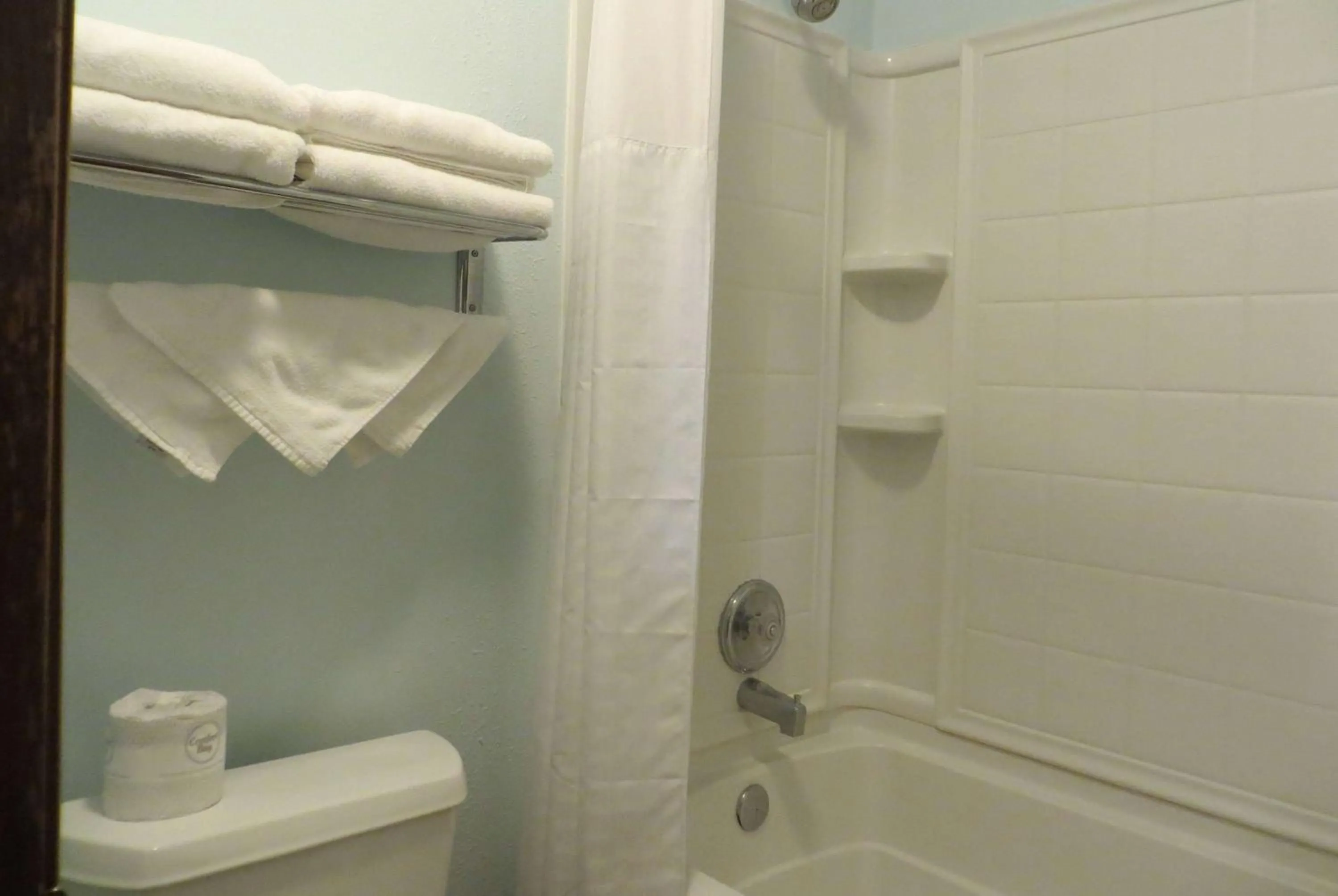 Photo of the whole room in Days Inn by Wyndham Alamosa