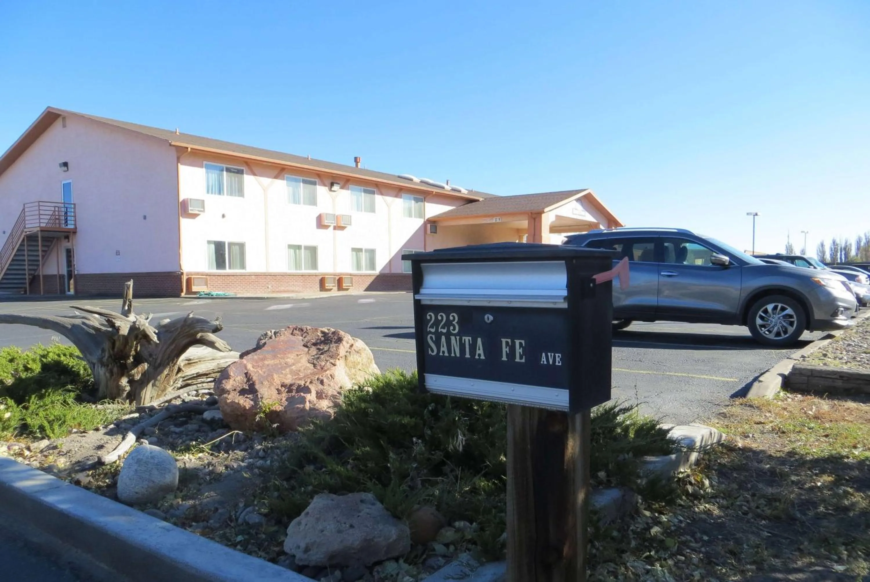 Property building in Days Inn by Wyndham Alamosa