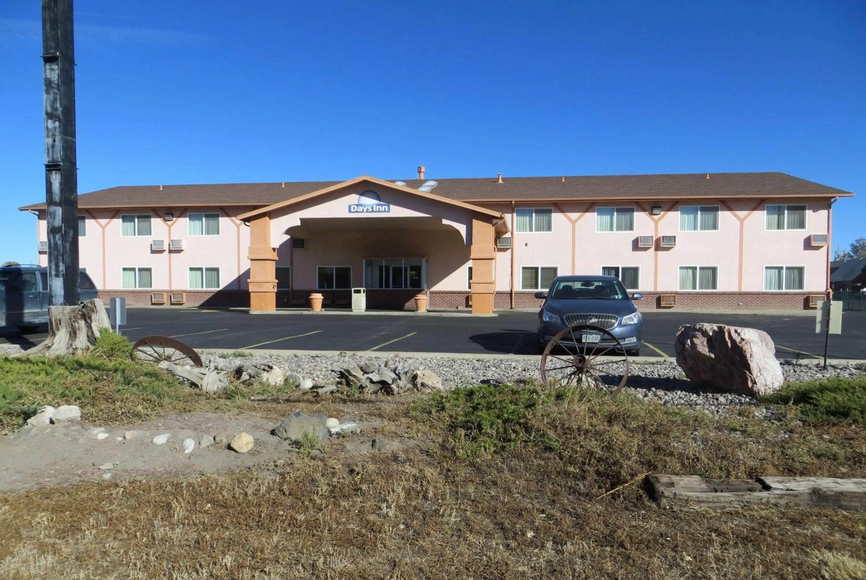 Property building in Days Inn by Wyndham Alamosa