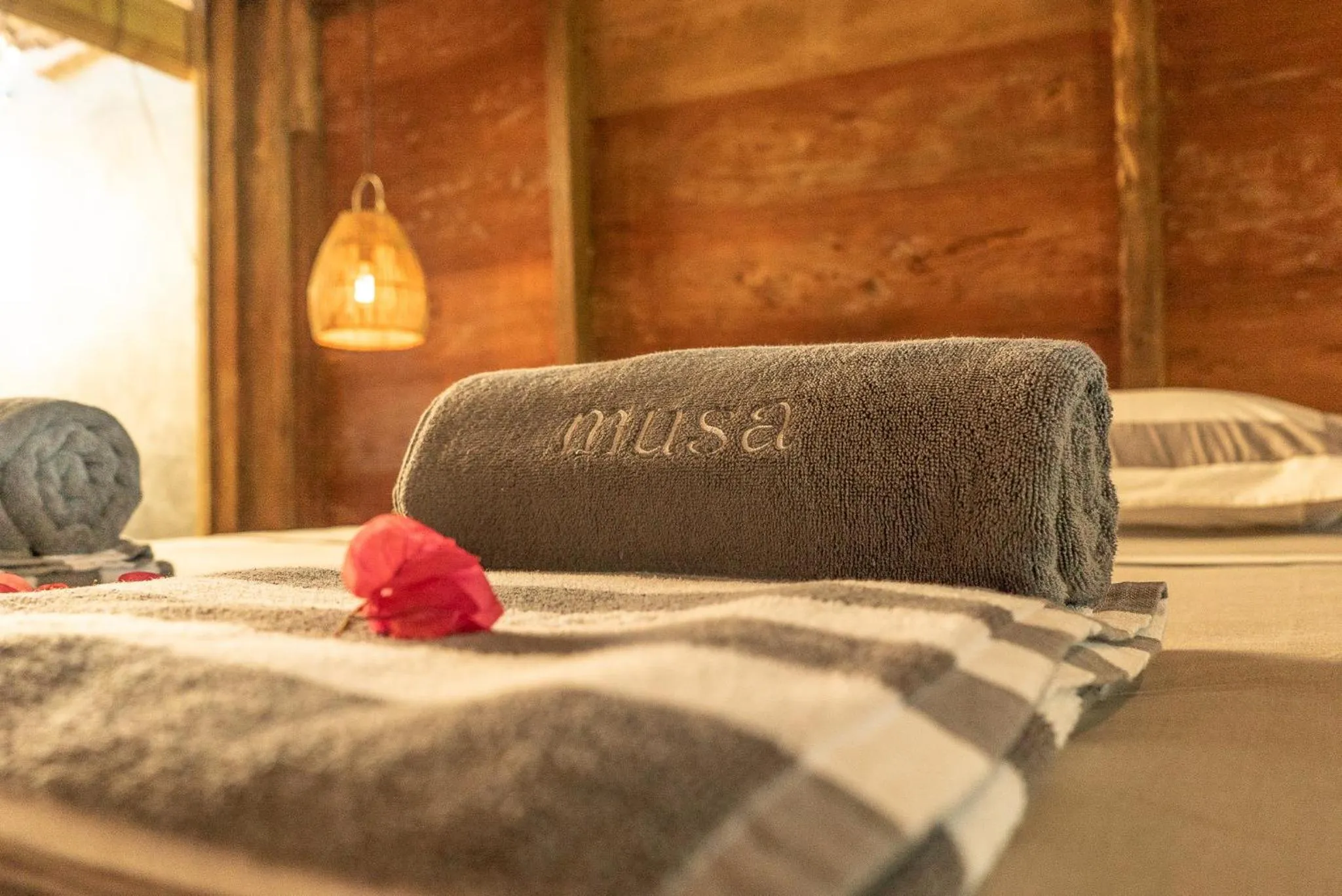 Bed in Musa Villas and Bungalows Gili Air