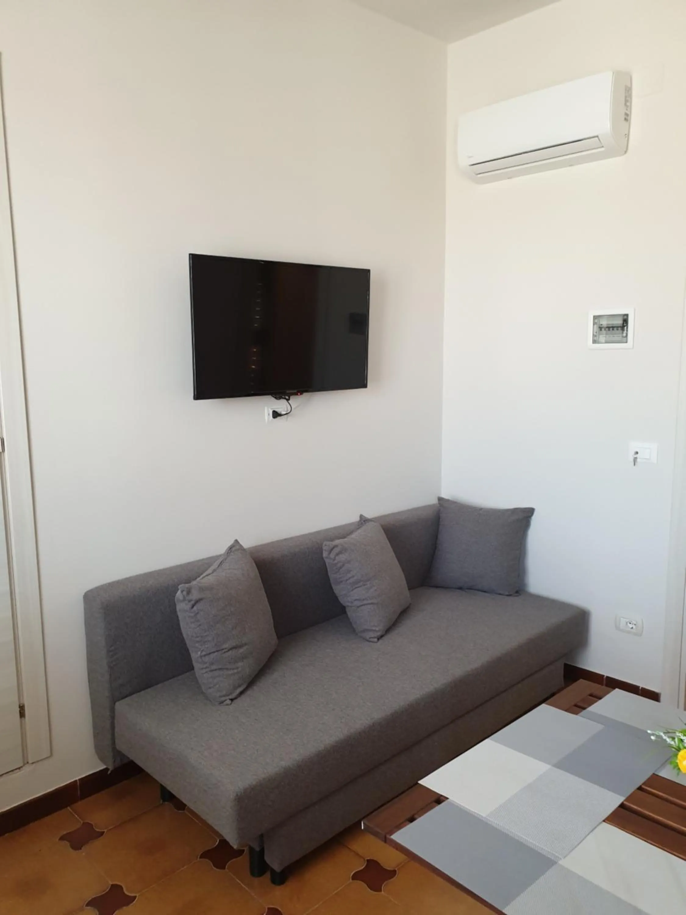 Casa Nostra Villa Cellini