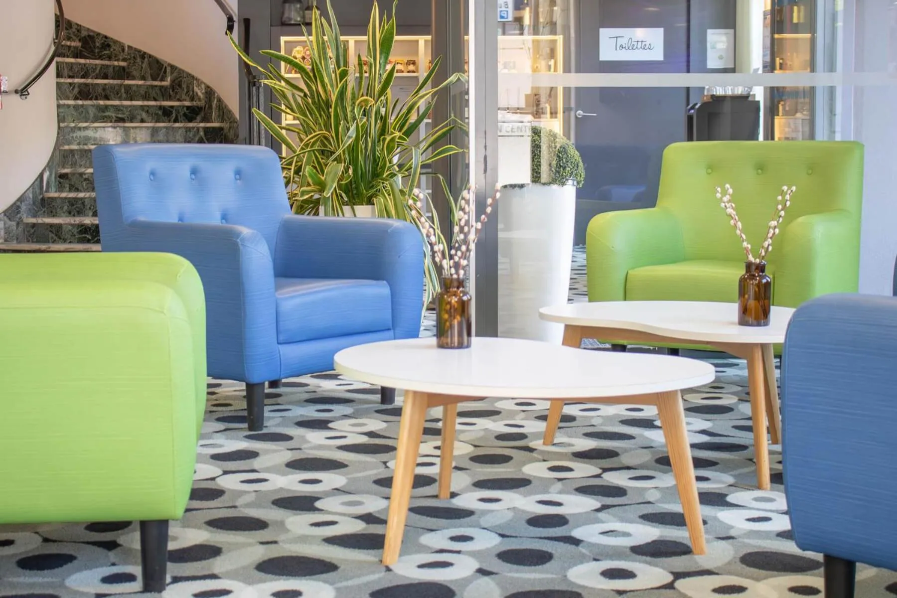 Lobby or reception in Brit Hotel Mâcon Centre Gare