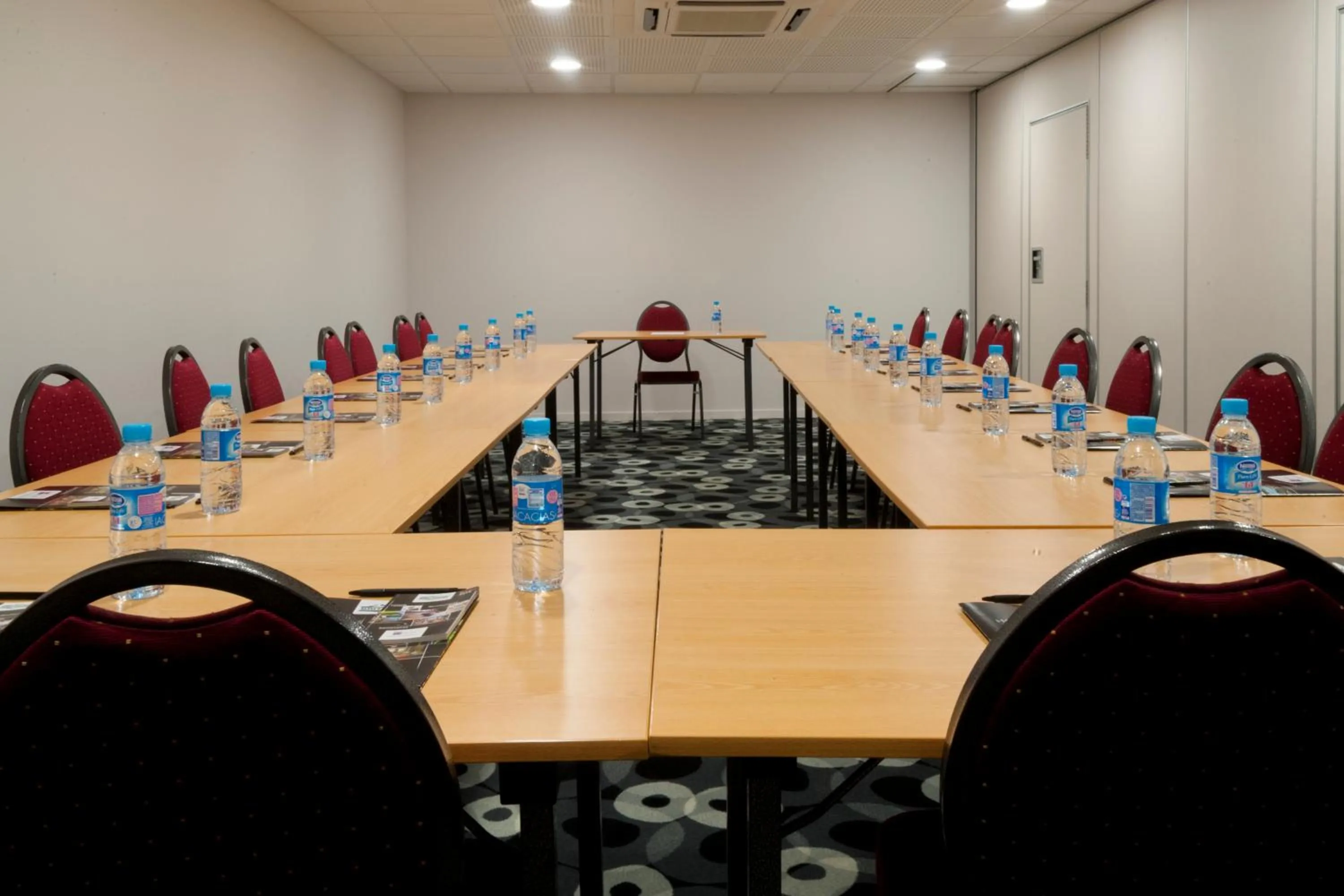 Meeting/conference room in Brit Hotel Mâcon Centre Gare