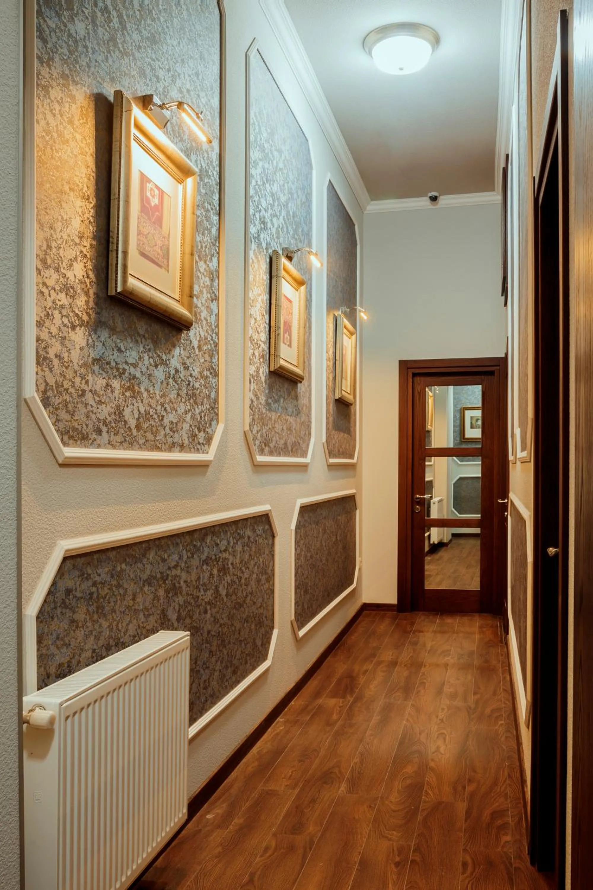 Facade/entrance in Tea for Two Hotel