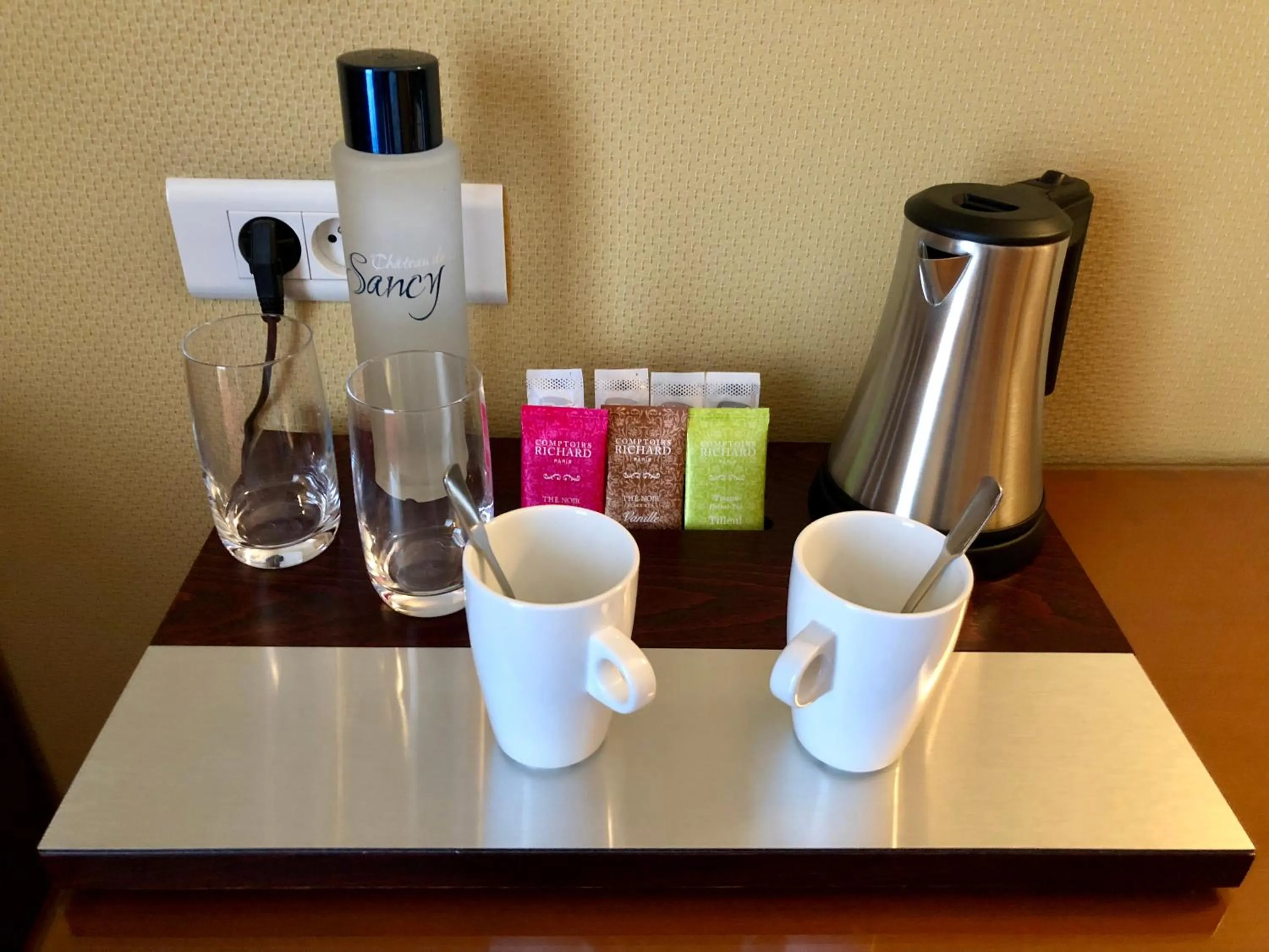 Coffee/tea facilities in Château de Sancy