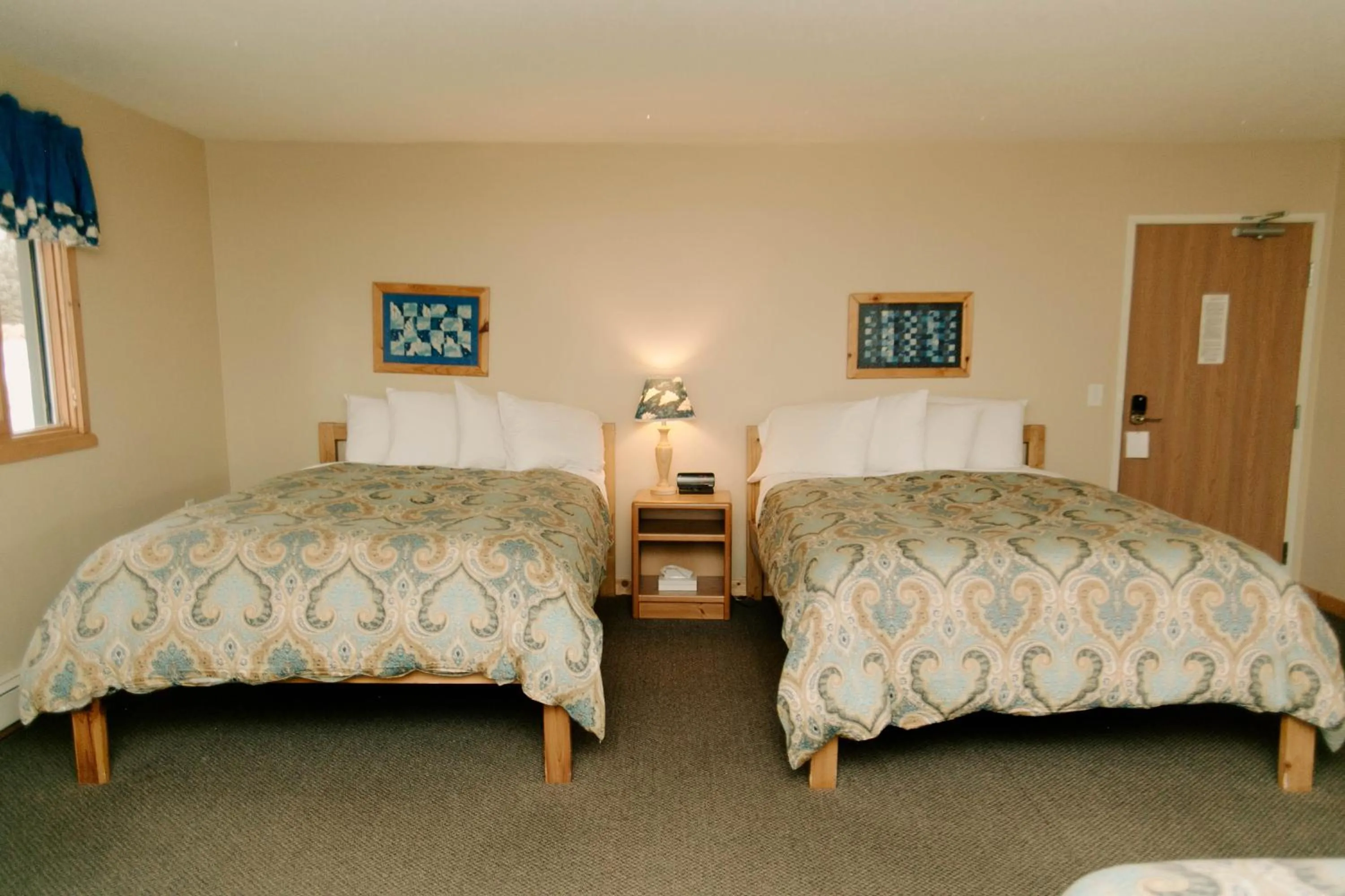 Bed in Adventure Inn