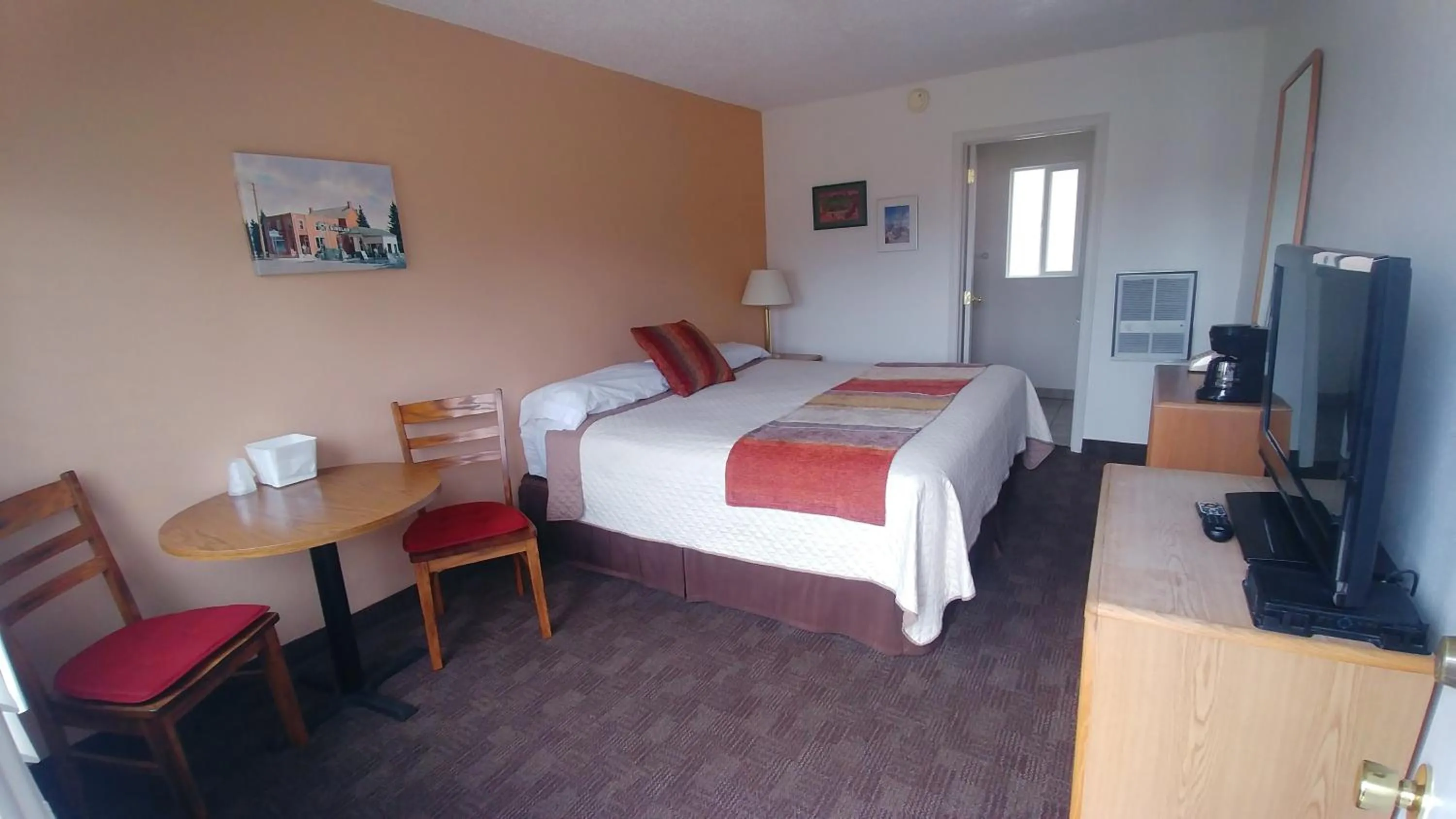 King Room in Blue Pine Motel