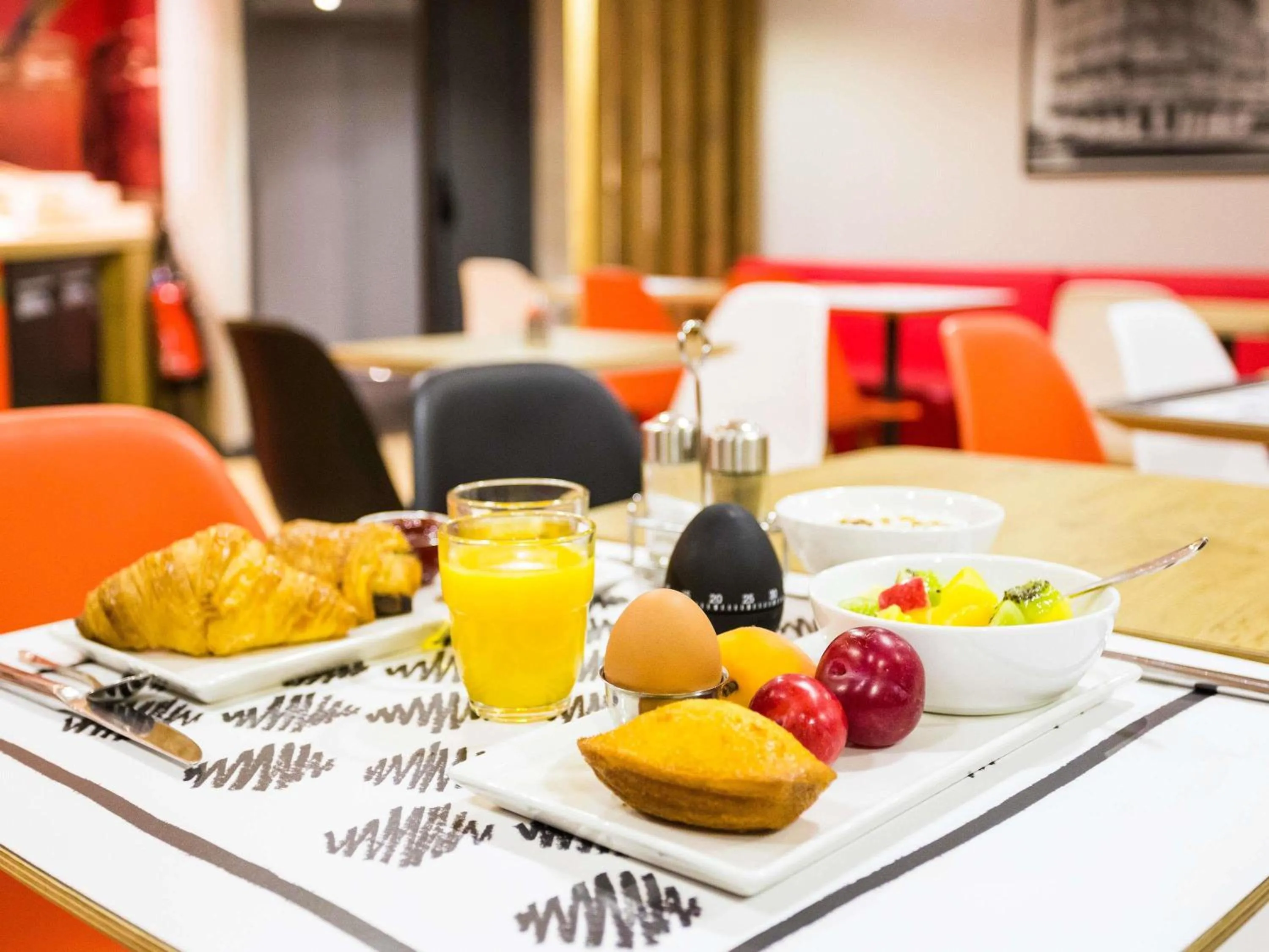 Breakfast in ibis Bordeaux Centre Gare Saint Jean Euratlantique