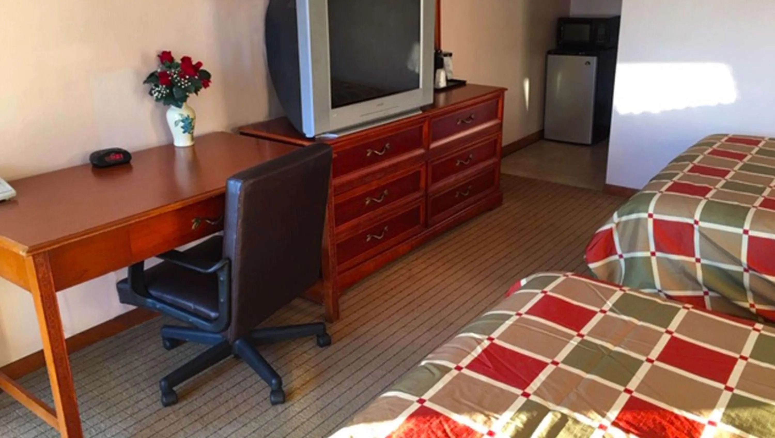 Photo of the whole room, Bed in Best Travel Inn Philipsburg