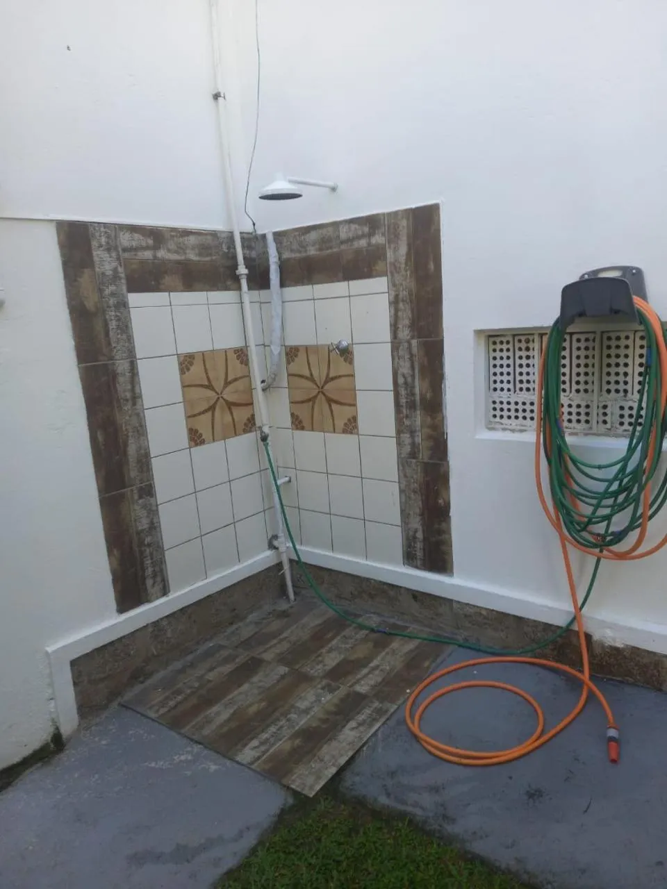 Property building in A Primeira Vista